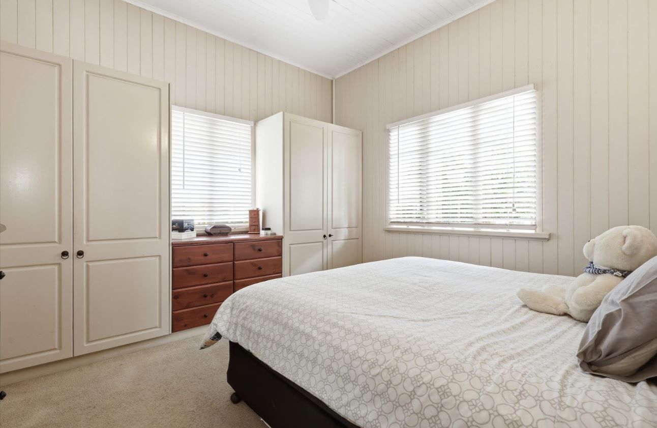 39 Lilley Road — photo 8 of 19