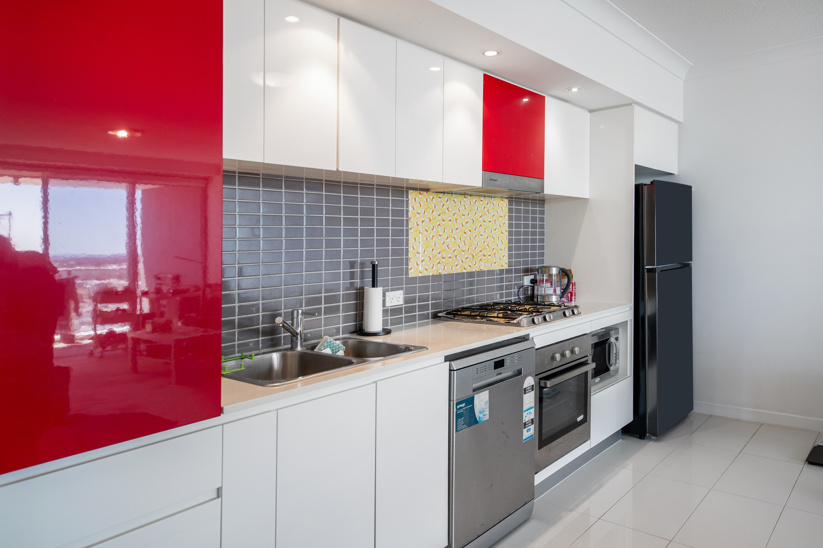 32909/9 Lawson Street, Southport, QLD 4215