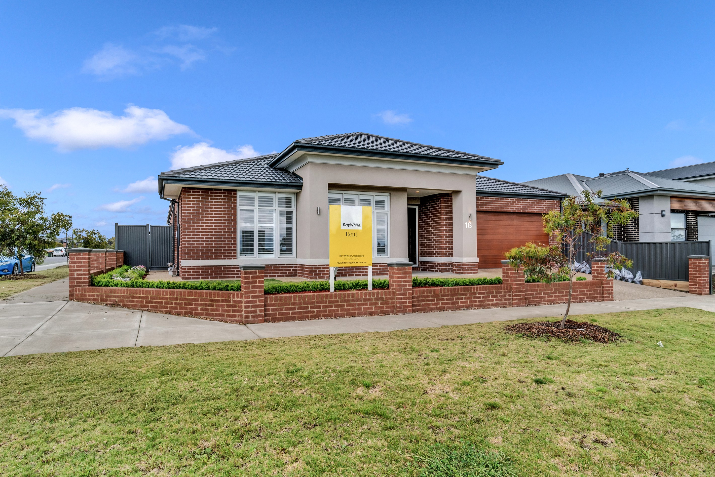 16 Compass Street, Greenvale, VIC 3059