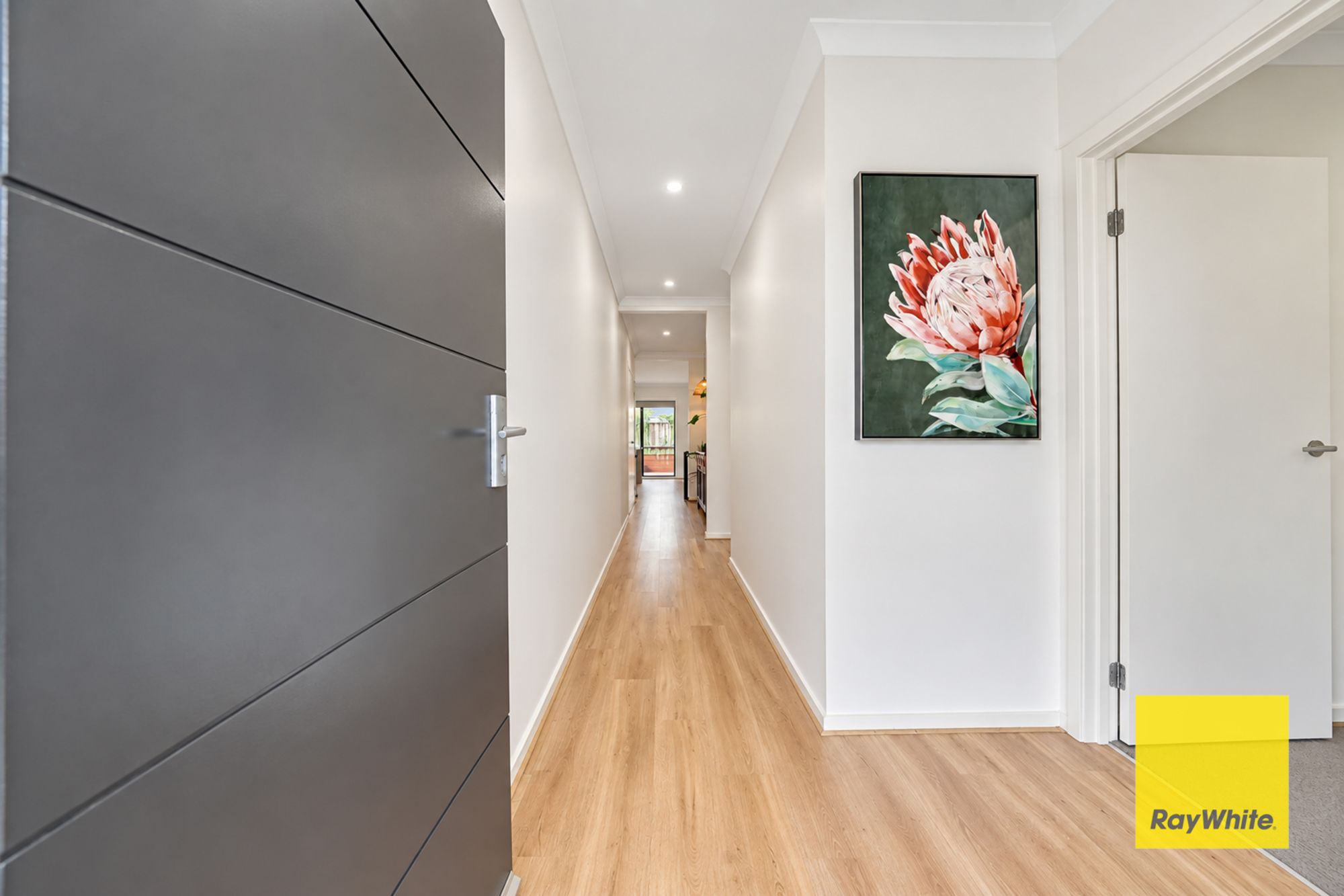 2 Mayopark Street — photo 3 of 23
