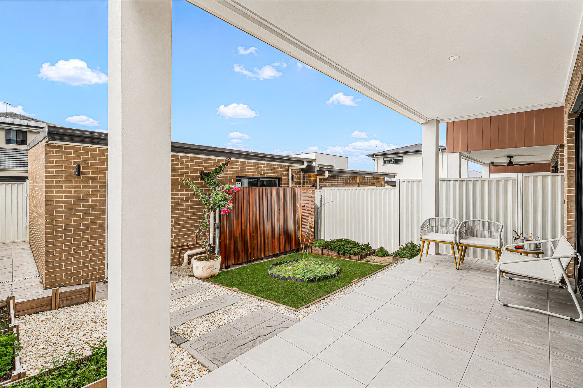 31 Aquila Street — photo 13 of 18