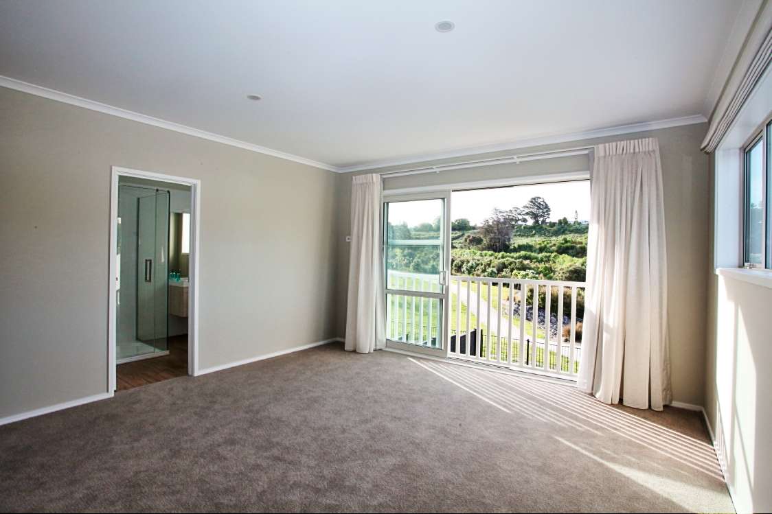 32 Taitonga Lane photo 6