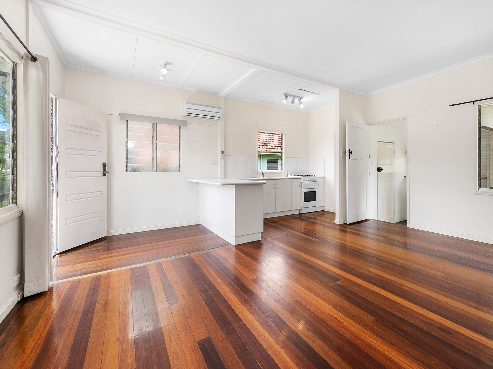 14 Robinson Street, Moorooka, QLD 4105