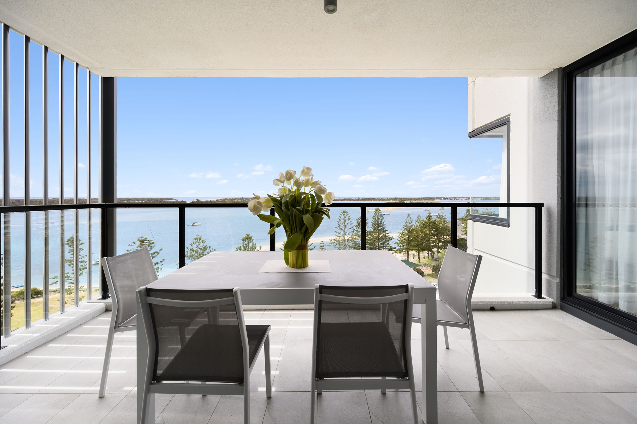372 Marine Parade, Labrador QLD 4215