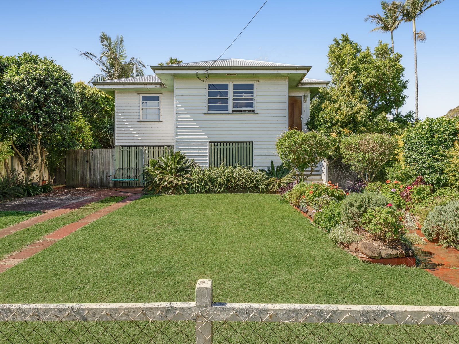 21 Kelly Street
