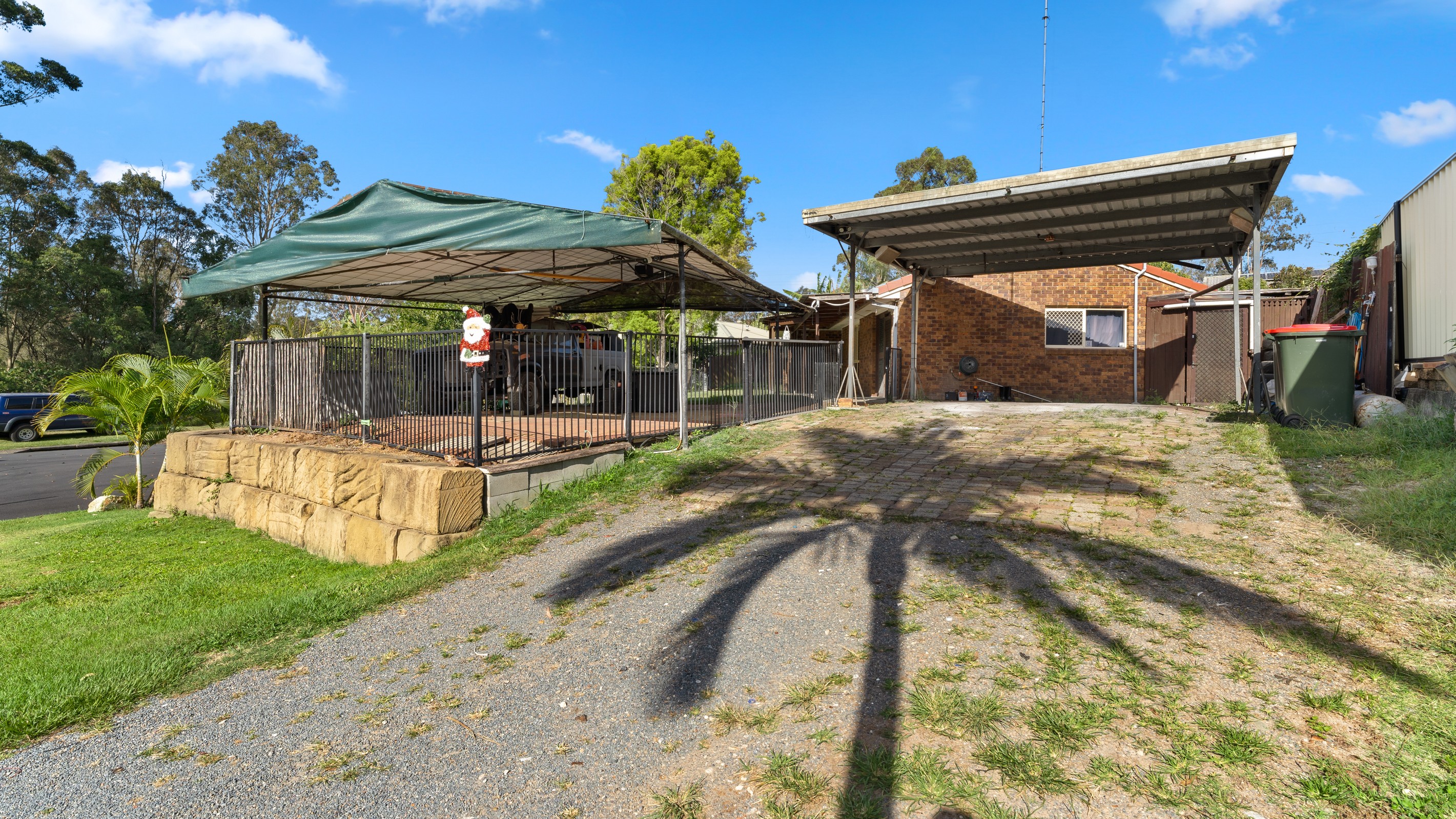 11 Rochelle Court, Edens Landing, QLD 4207