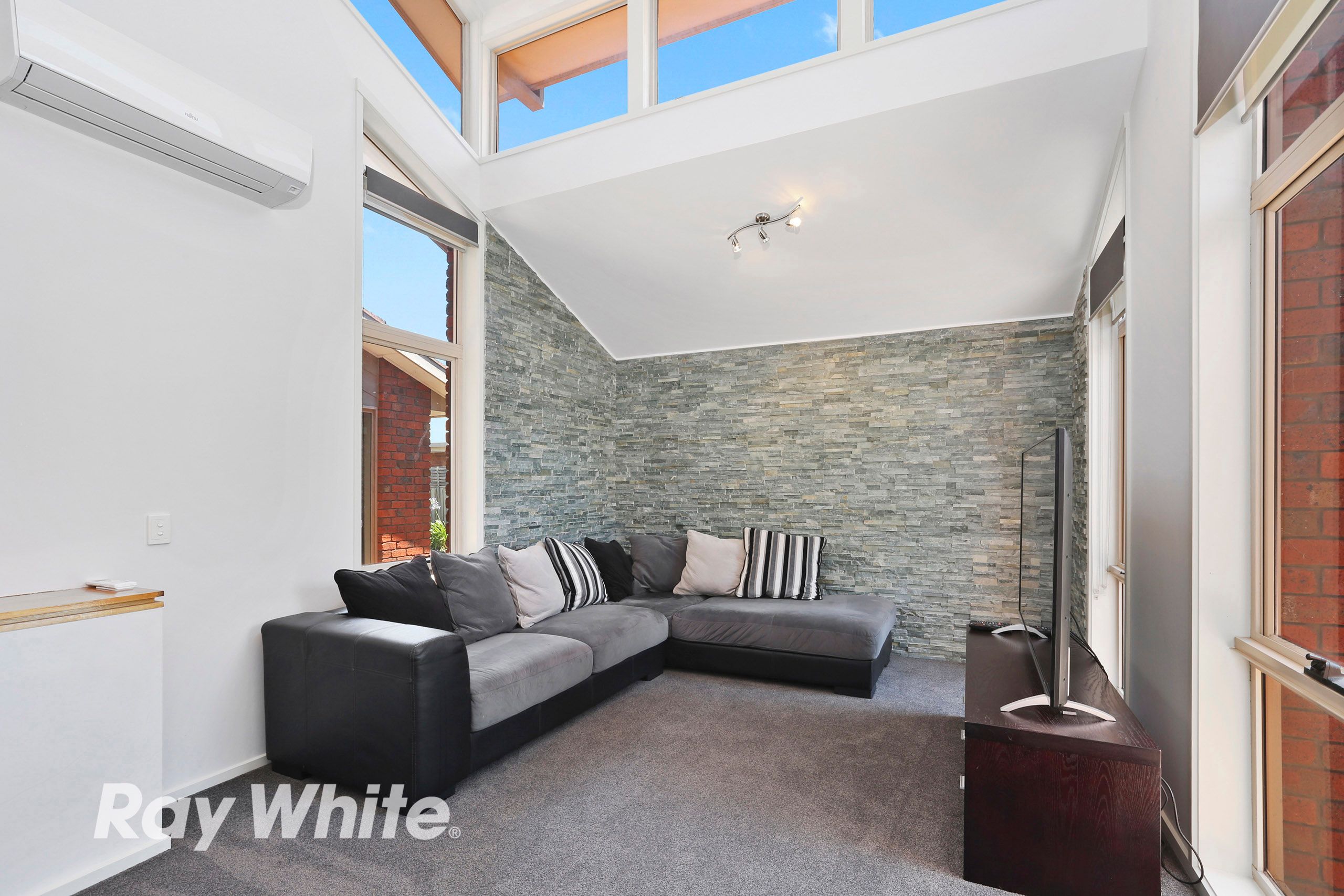 12 Bernard Court, Lara, VIC 3212