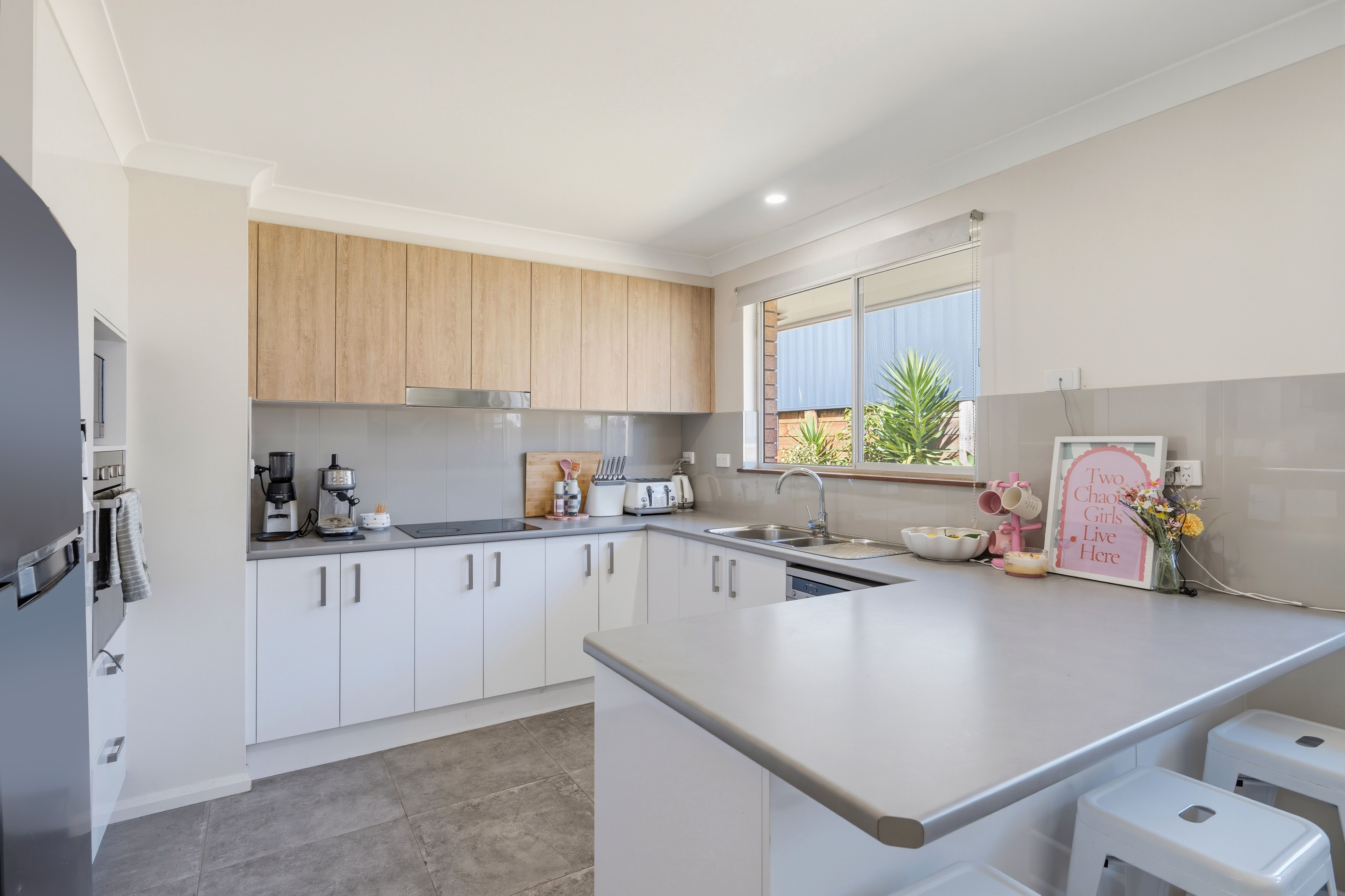 2/3 Forest Court — photo 3 of 16