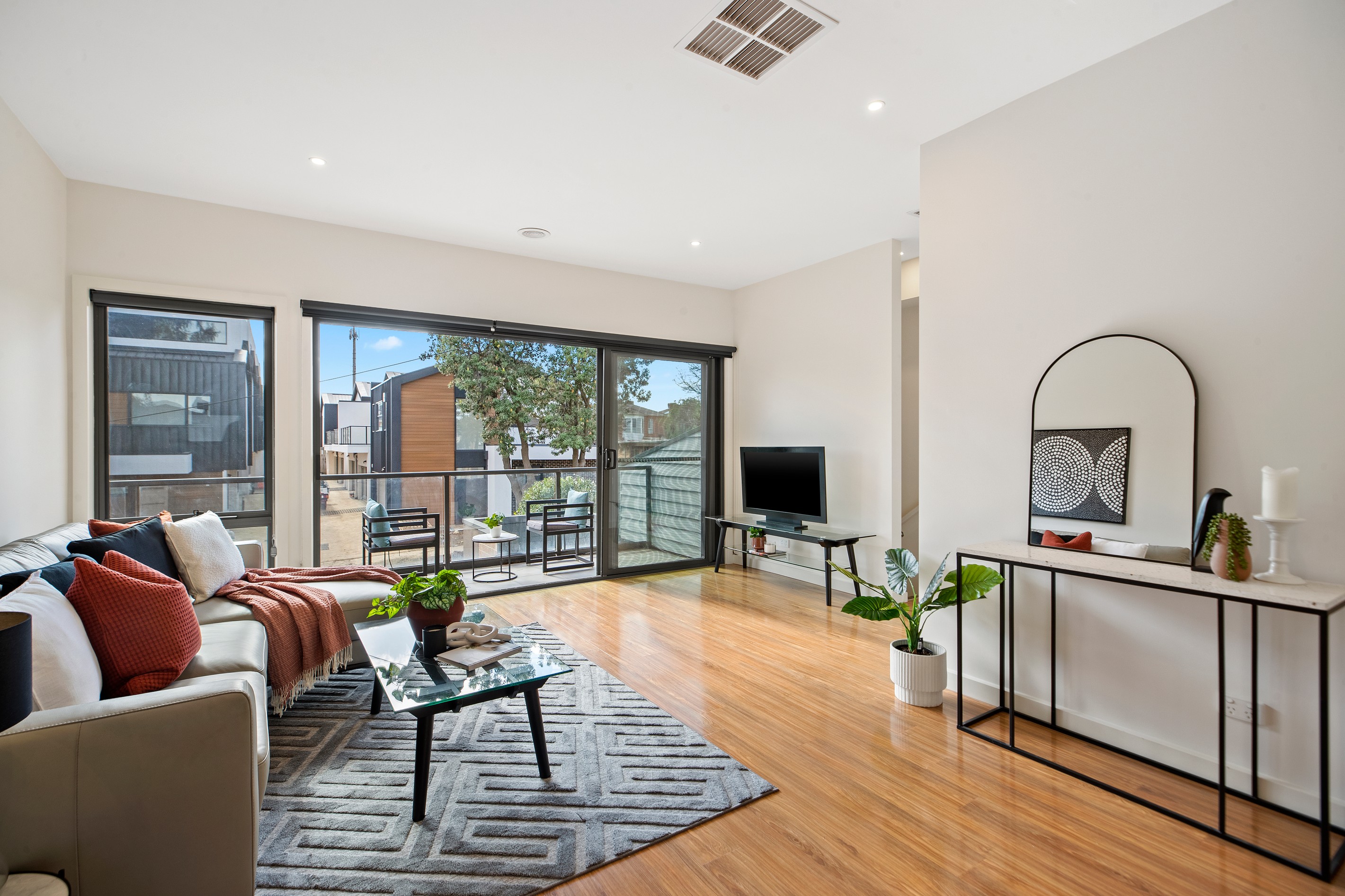 2B Armin Street, Scoresby, VIC 3179