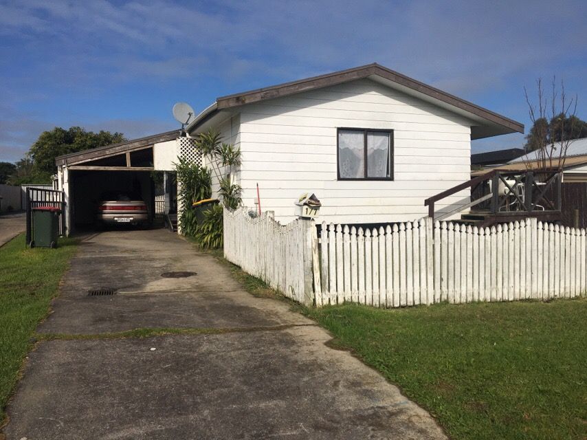 1/7 Maplesden Drive, Clendon Park, Manukau City