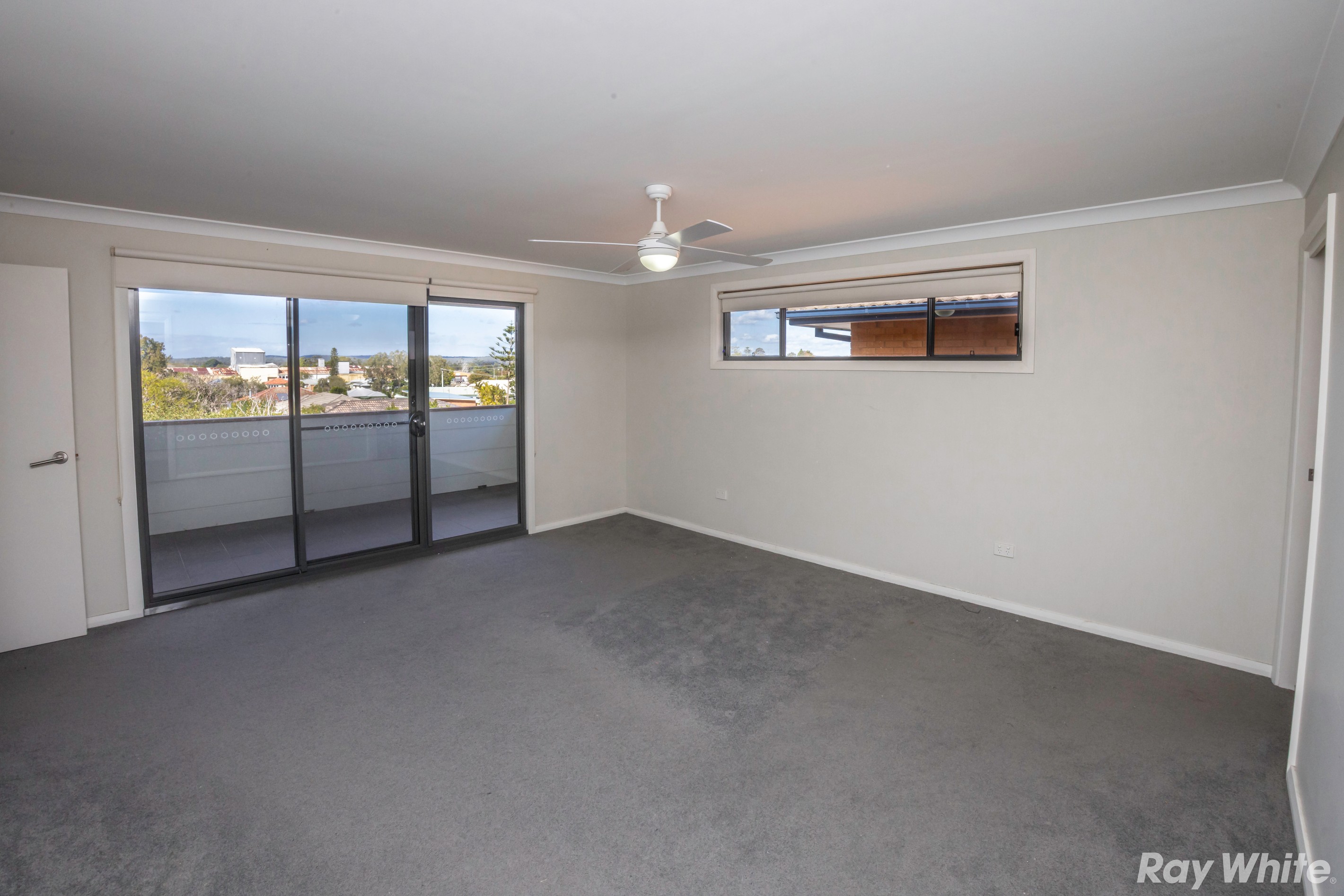 2/64 Chatham Avenue, Taree, NSW 2430