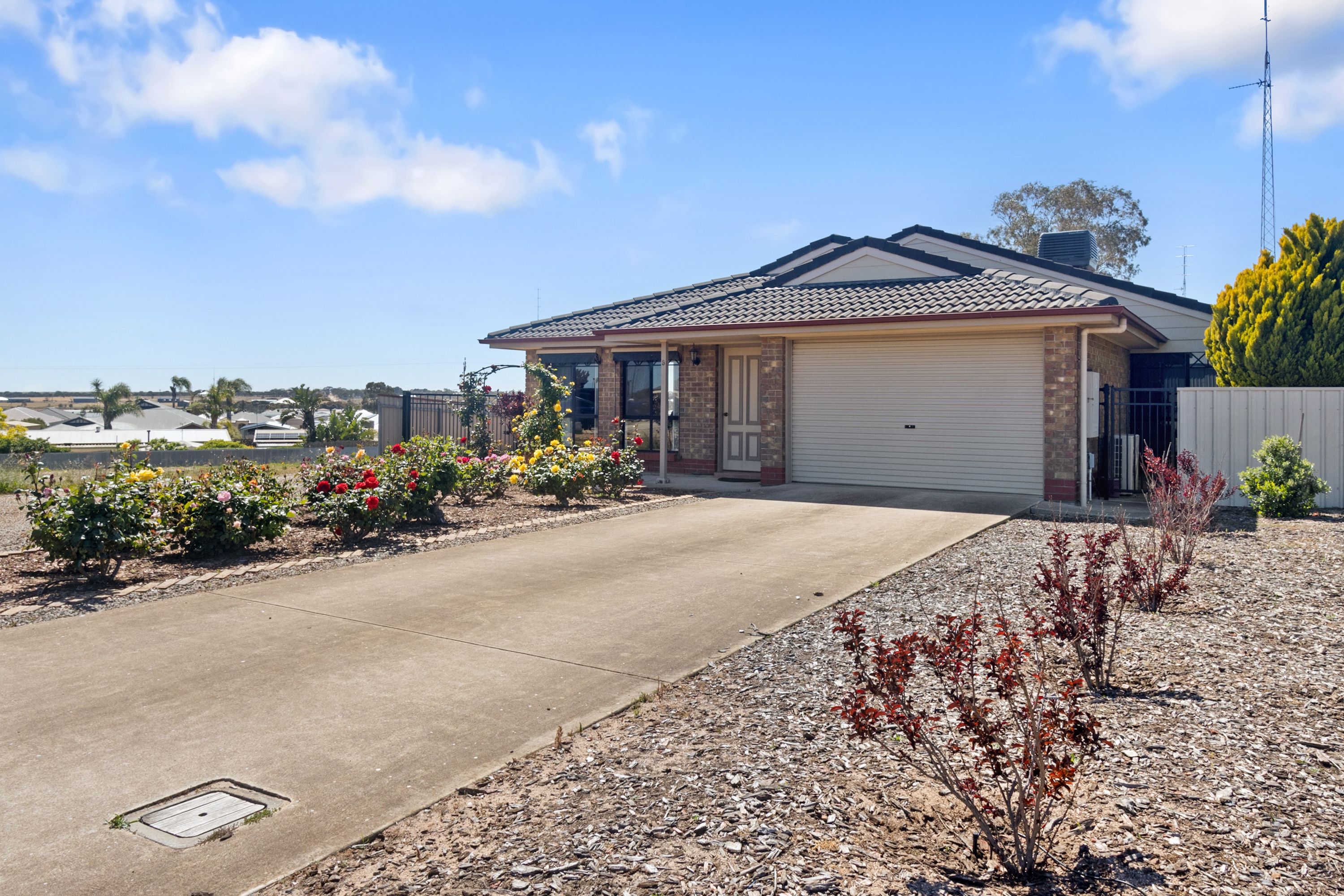 8 Harbison Street, Moonta Bay, SA 5558
