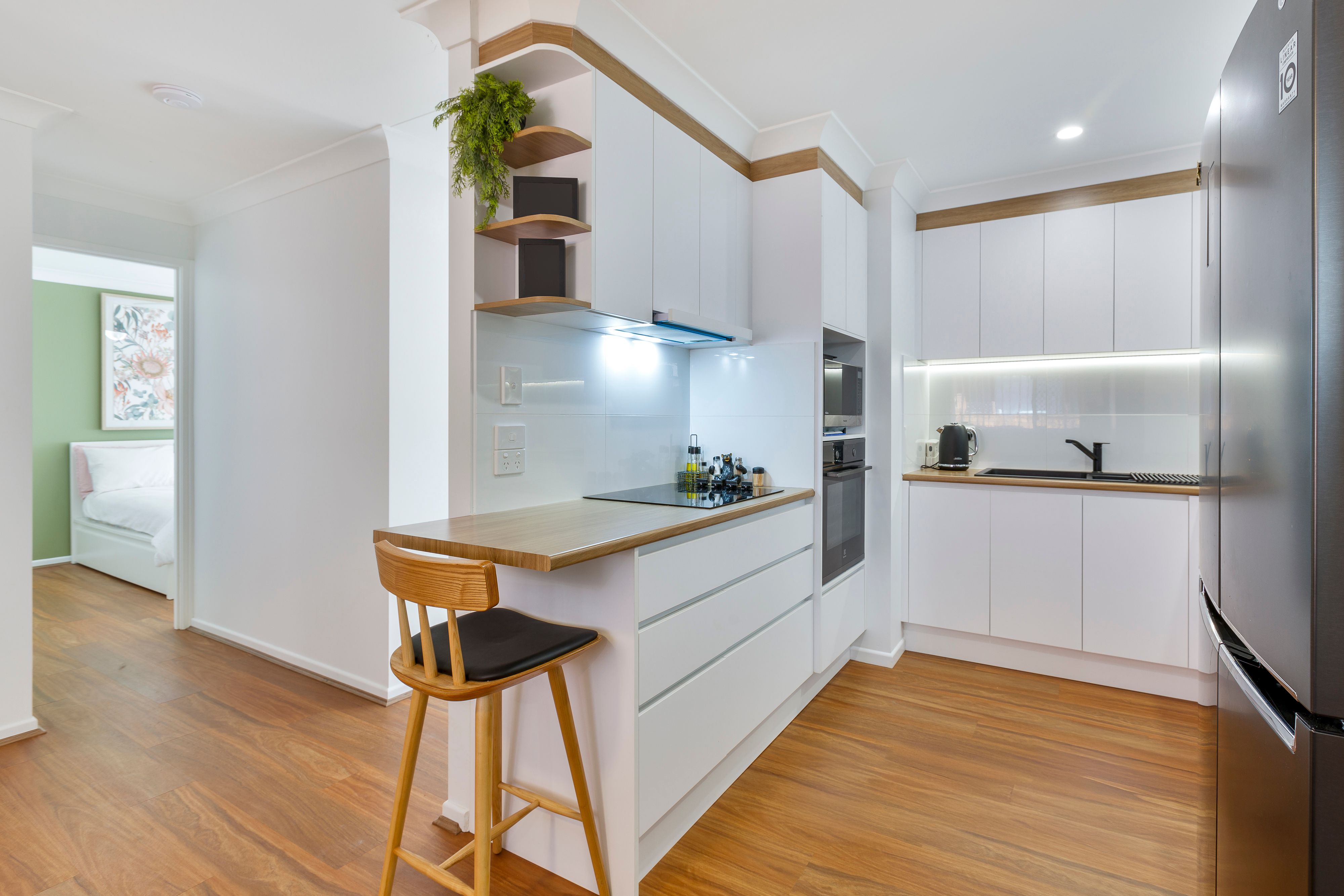 1/11 Lloyd Street — photo 12 of 18