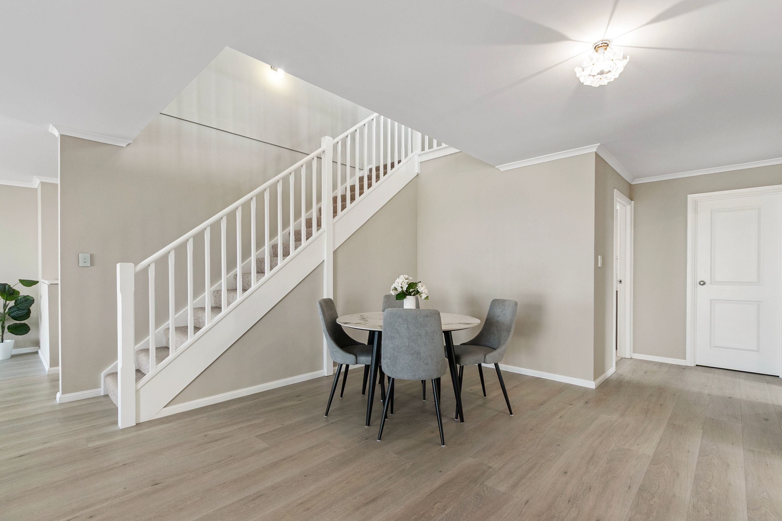 22 Rose Avenue — photo 18 of 30