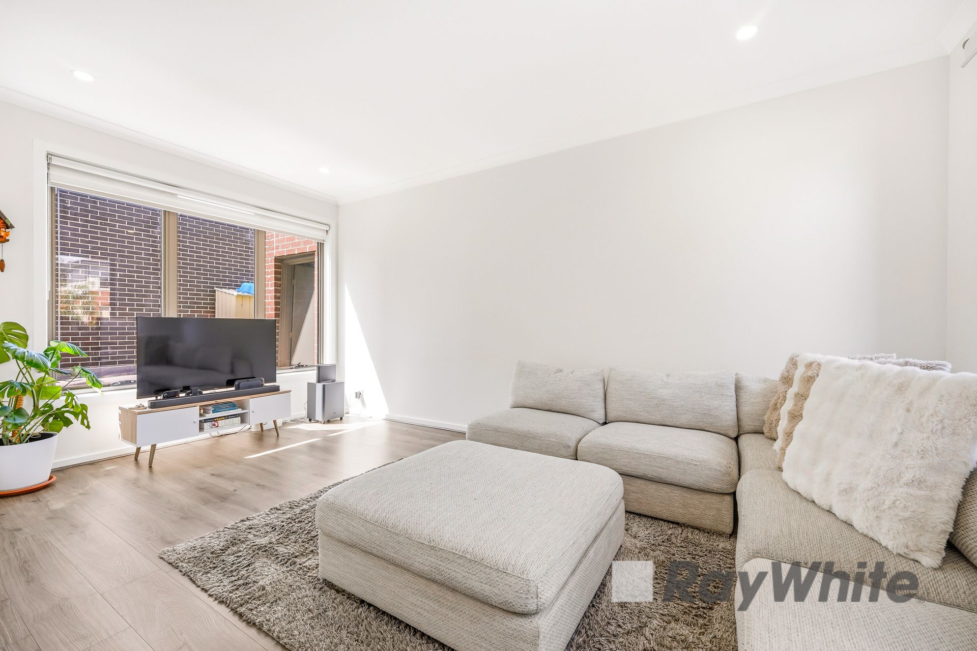 1/13 Bruce Street, Dandenong, VIC 3175