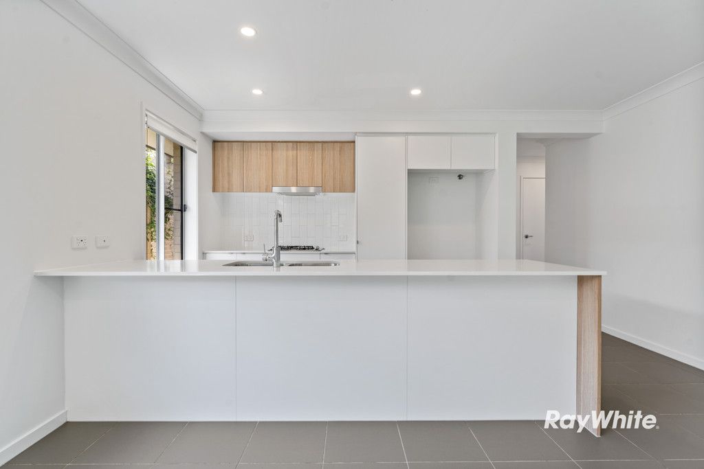 68 Chambers Ridge Boulevard, Park Ridge, QLD 4125