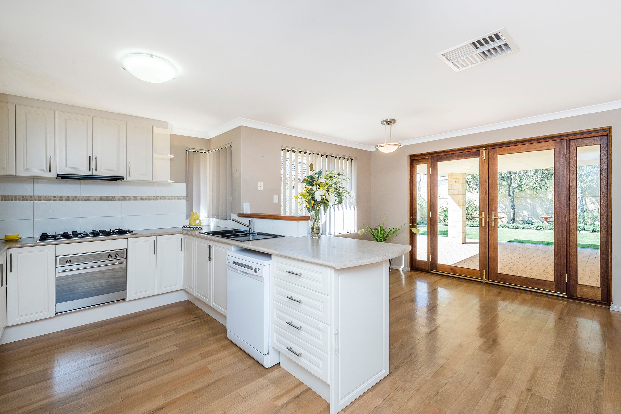 15 Tuomey Follow, Baldivis WA 6171