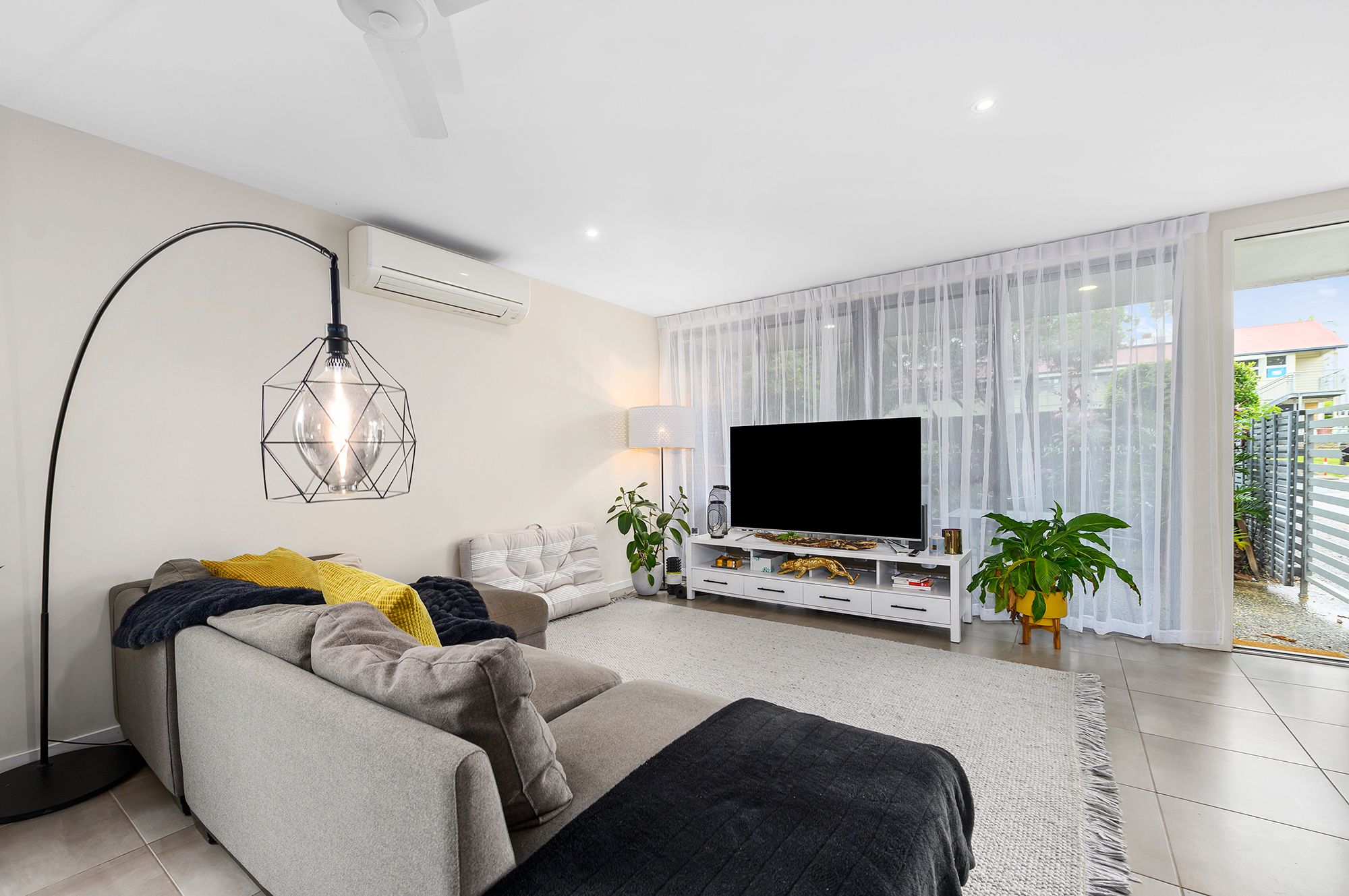 39 Gordon Street, Labrador QLD 4215