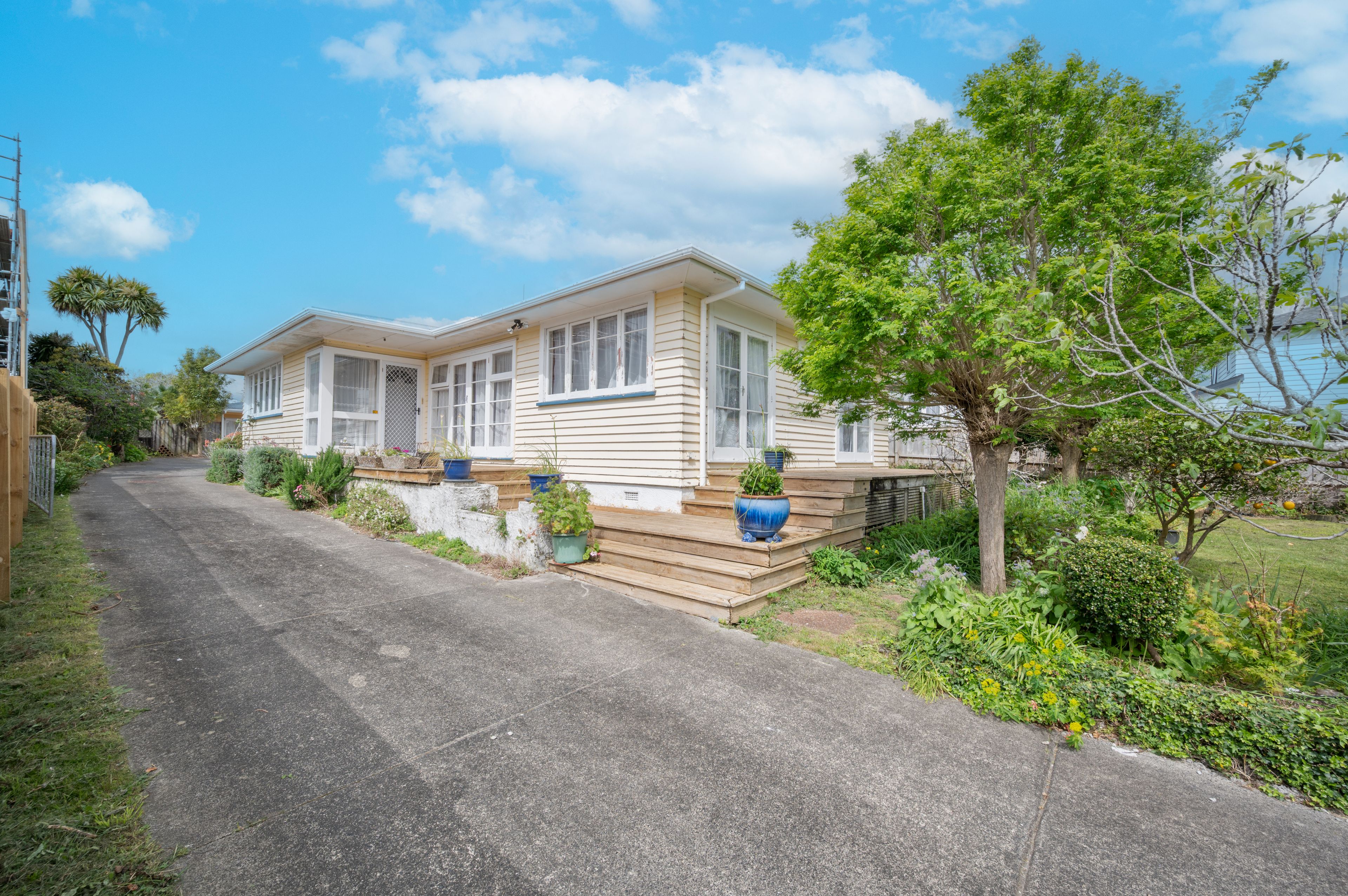 12 Churchill Avenue, Manurewa, Manukau City