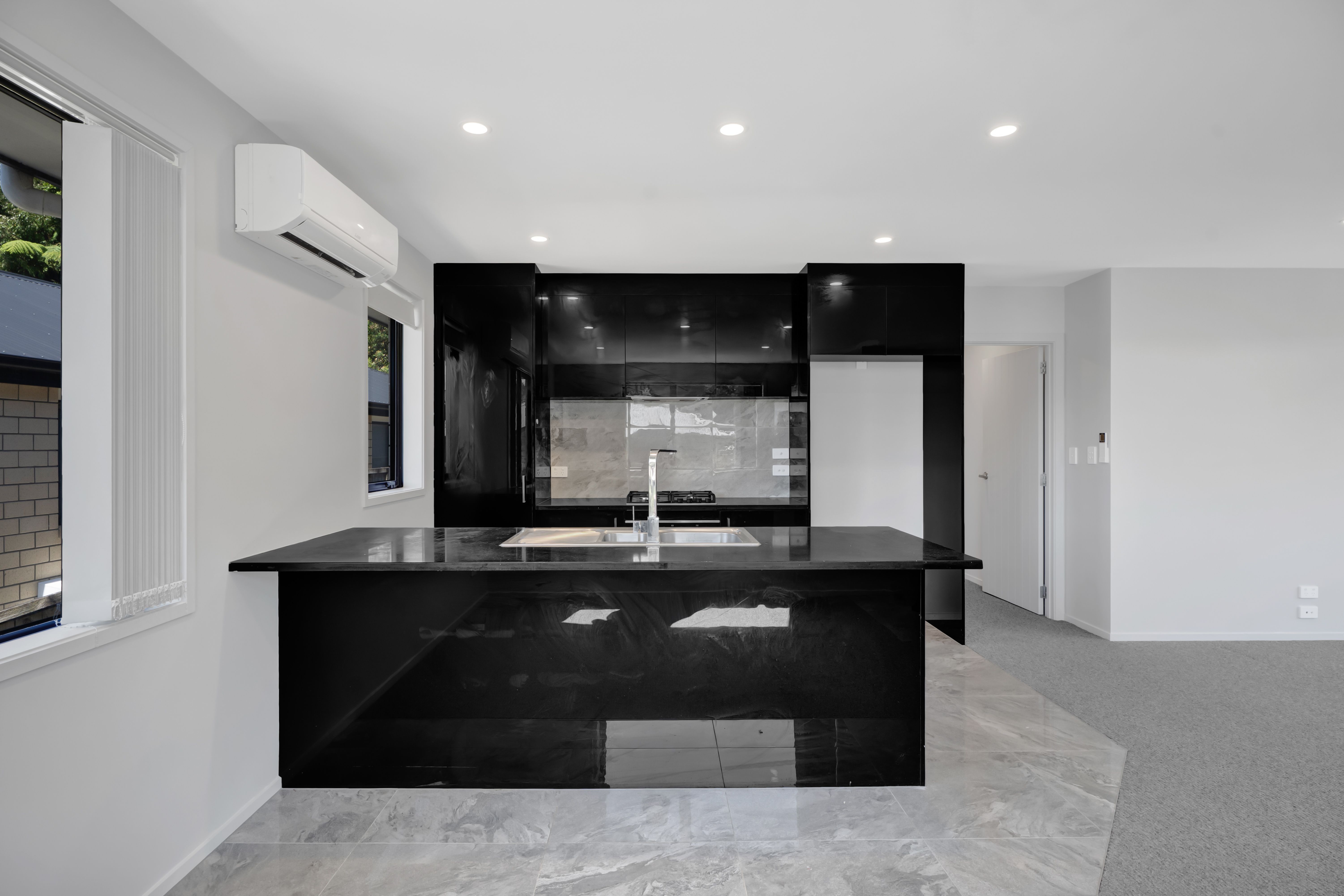 8A Frederick Place, Whalers Gate, New Plymouth District