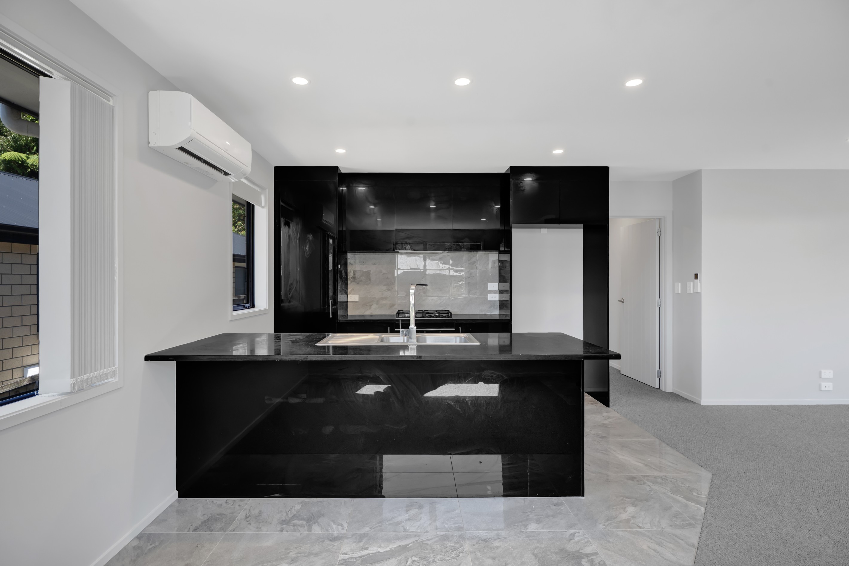 8A Frederick Place, Whalers Gate, New Plymouth District