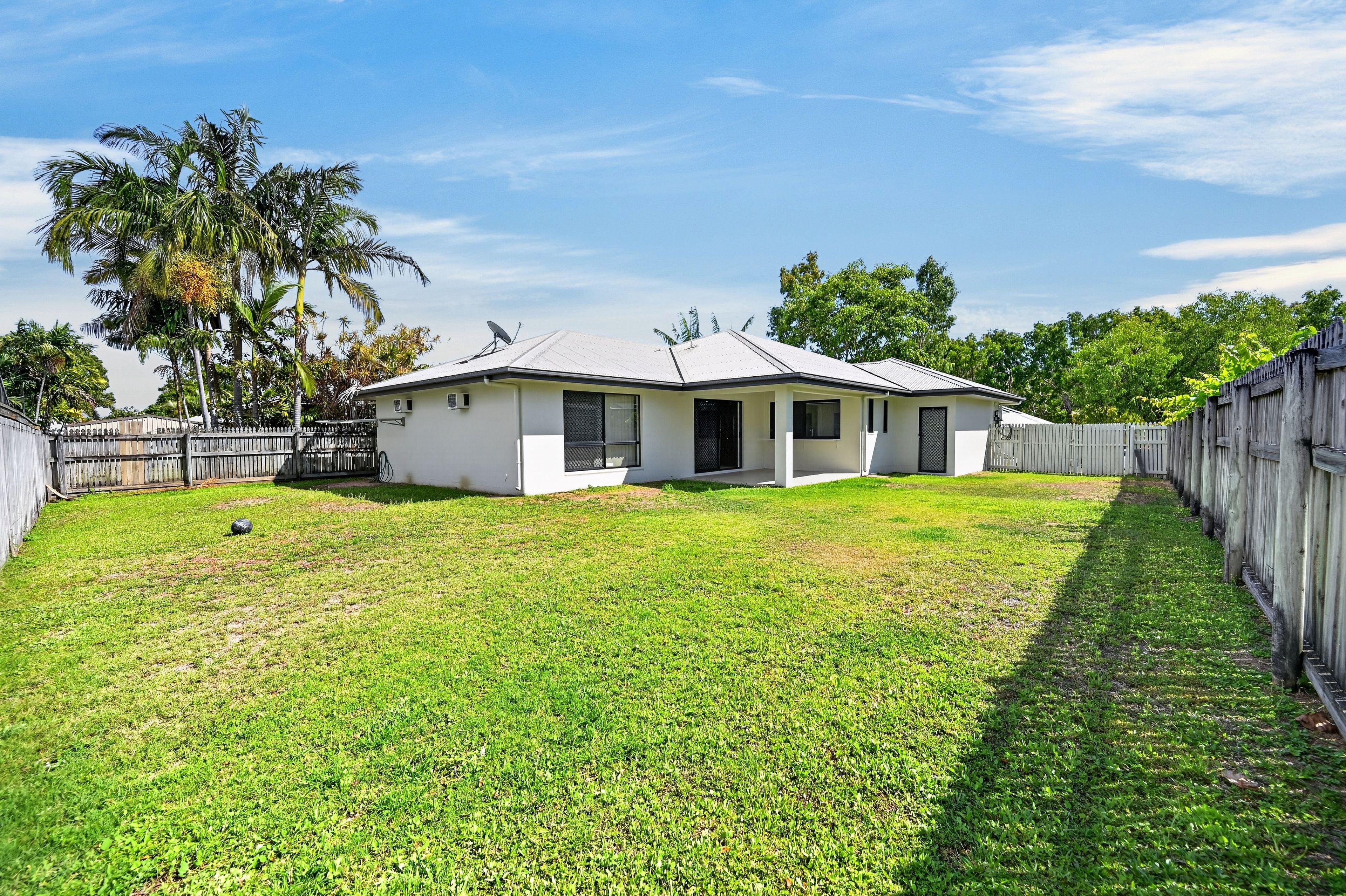 24 Greentree Circuit — photo 15 of 18