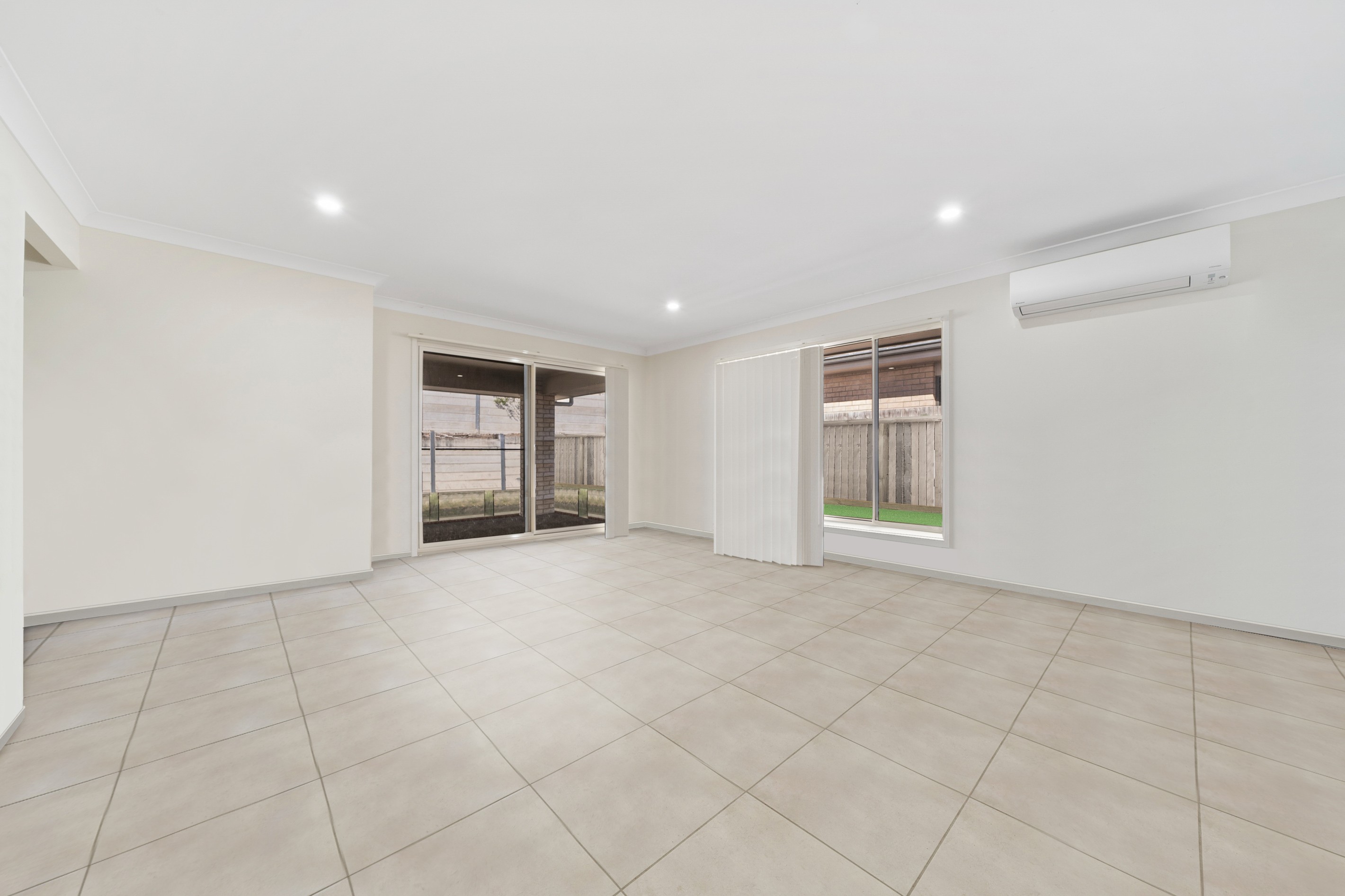 28 Clermont Street, Holmview, QLD 4207