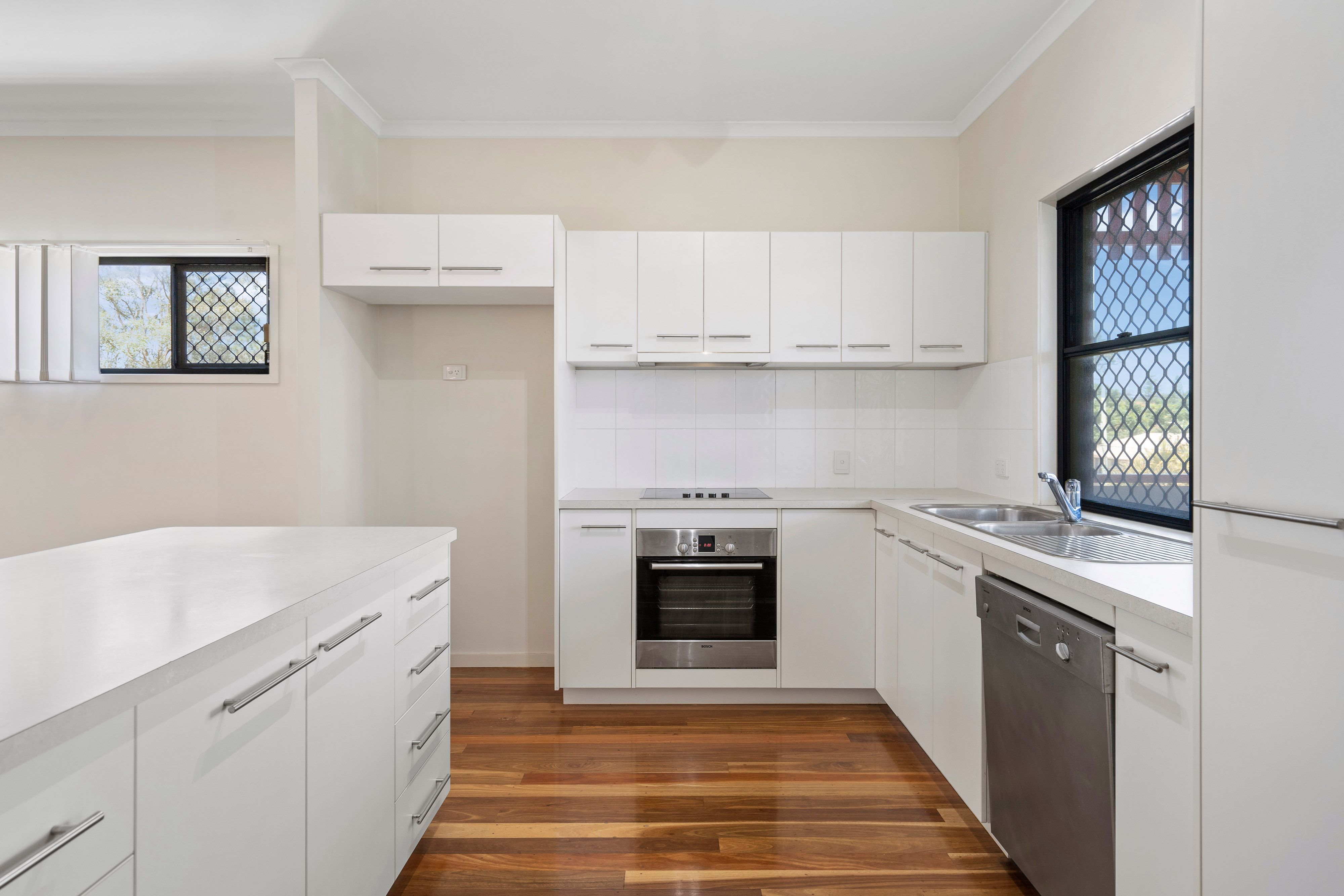 44 Wanda Road, Upper Mount Gravatt, QLD 4122