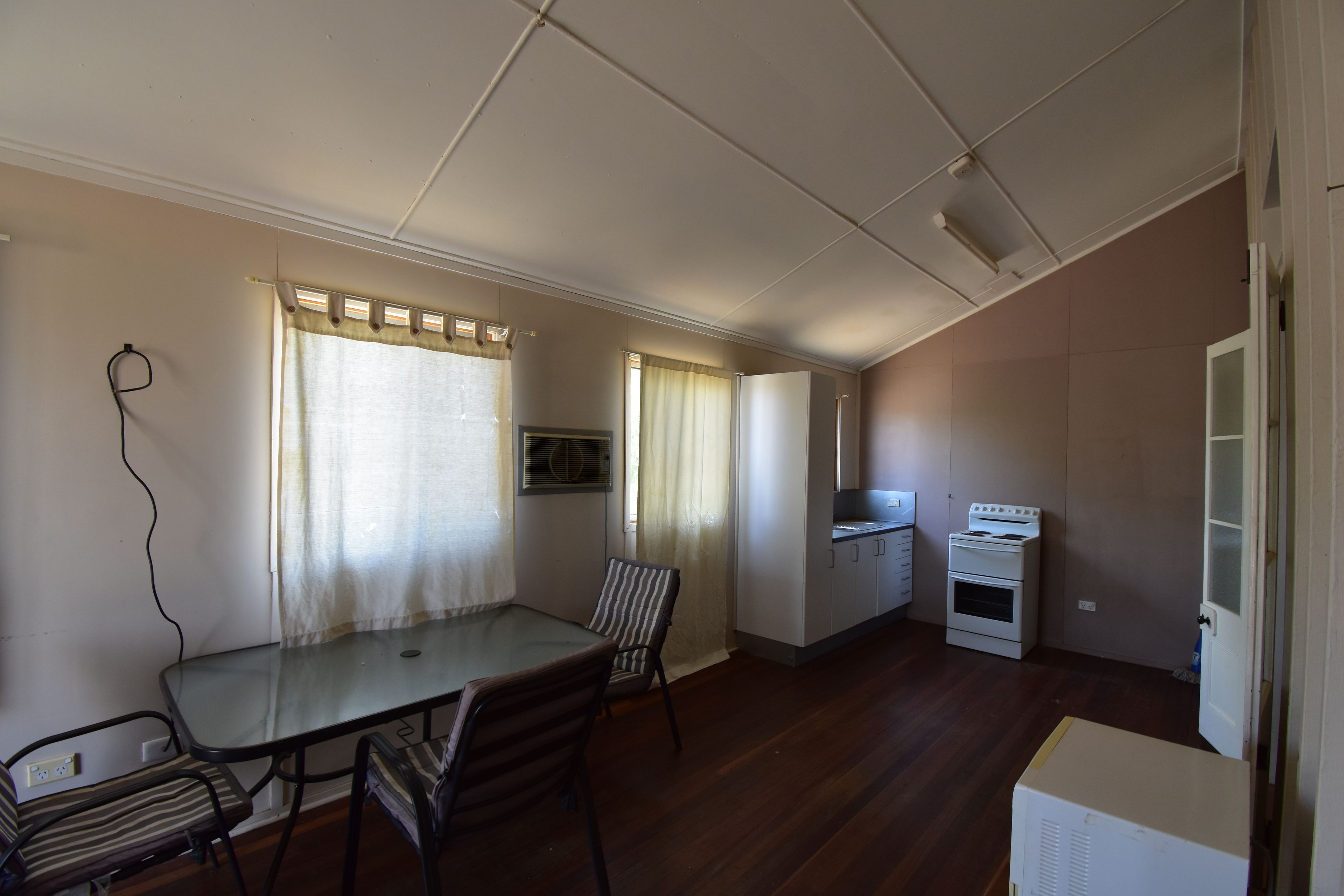 3/142 Wren Street, Longreach, QLD 4730