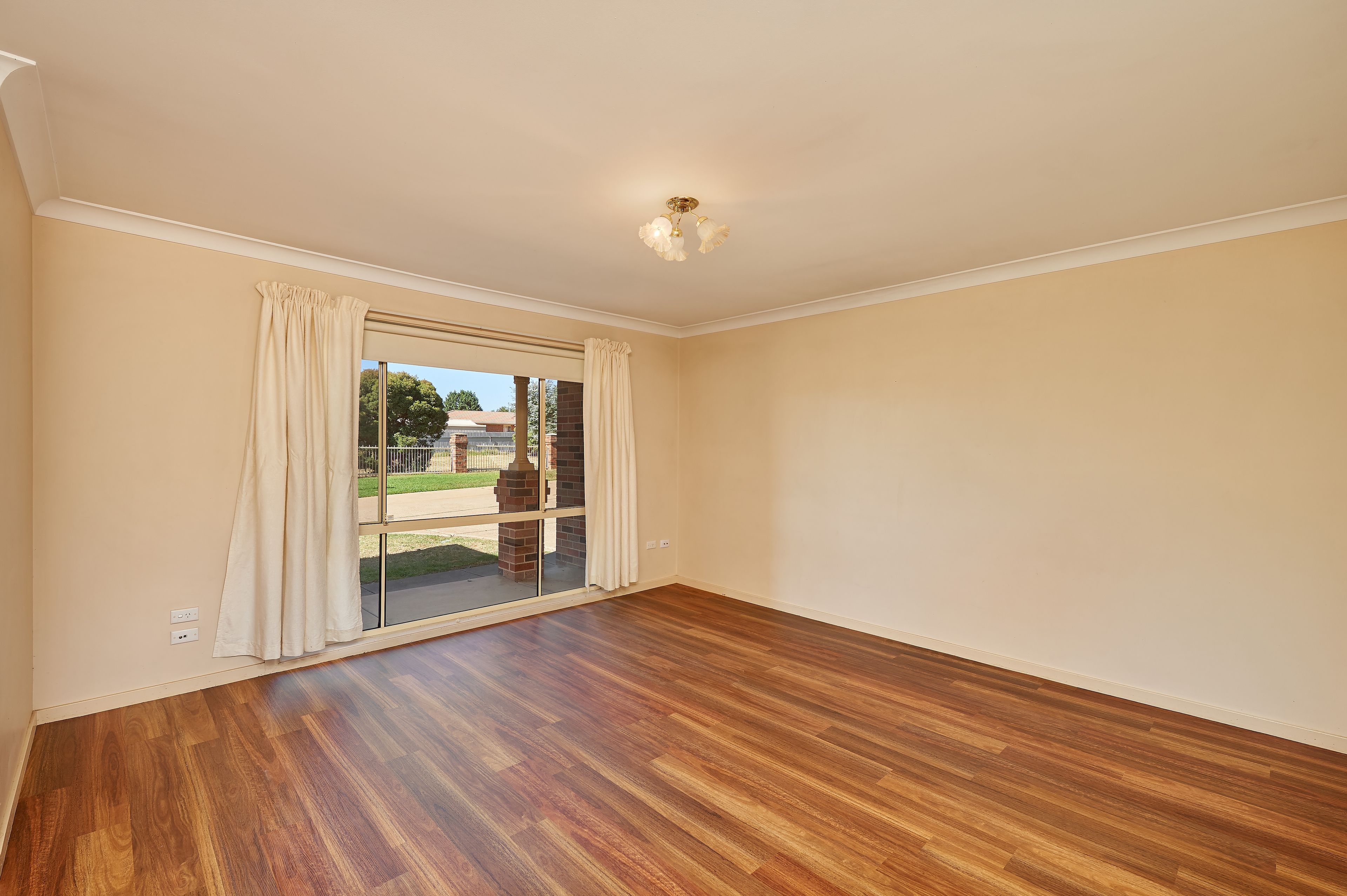 3/108 Undurra Drive, Glenfield Park, NSW 2650