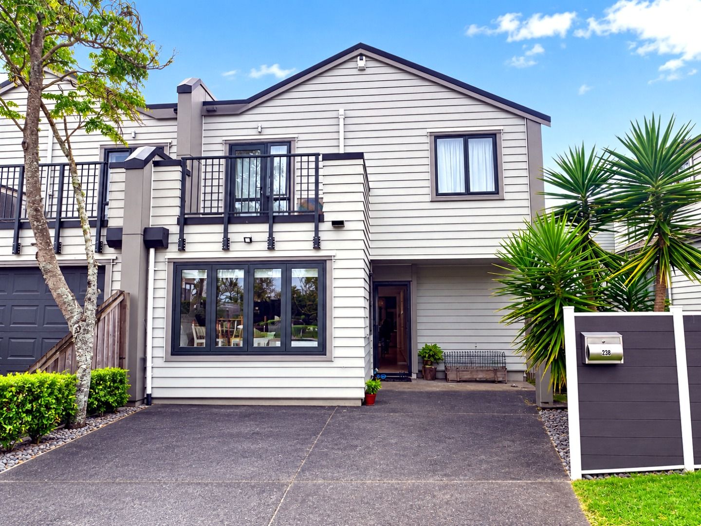 2/38 John Jennings Drive, Albany, North Shore City