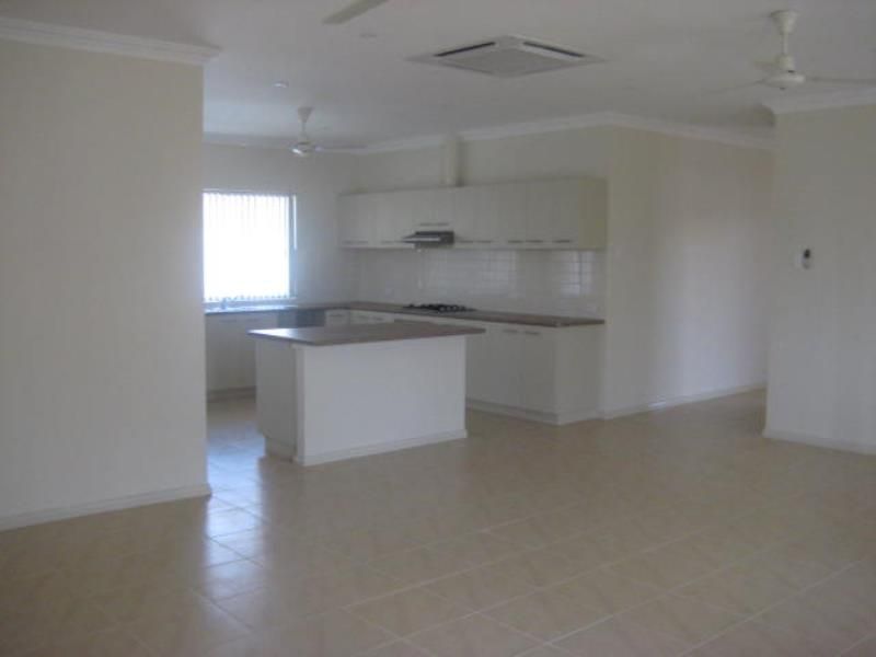 12 Ridge Elbow, Nickol, WA 6714