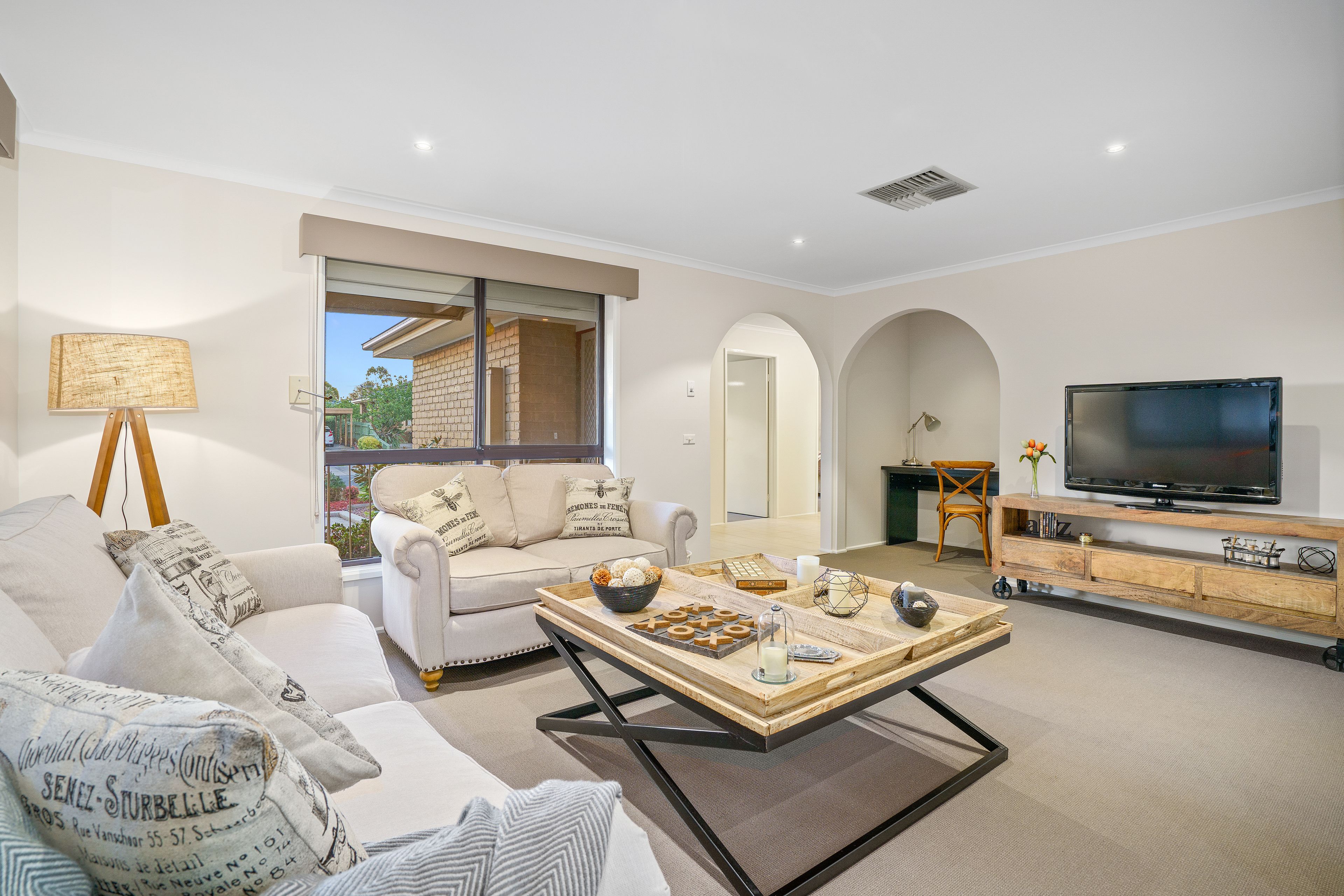 99 Mill Park Drive, Mill Park, VIC 3082