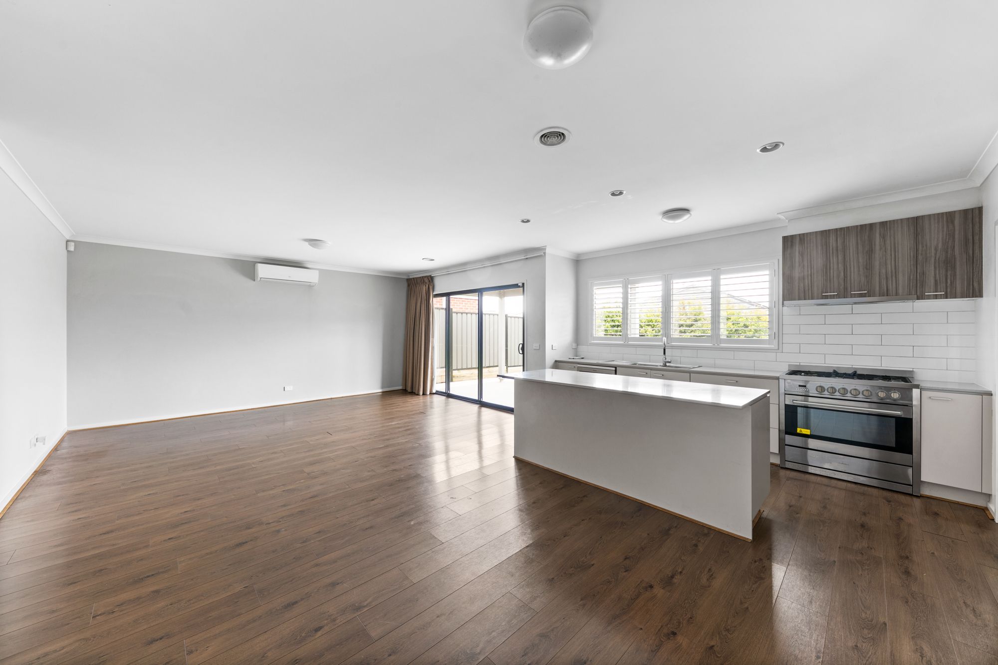 10 Litoria Drive, Truganina, VIC 3029