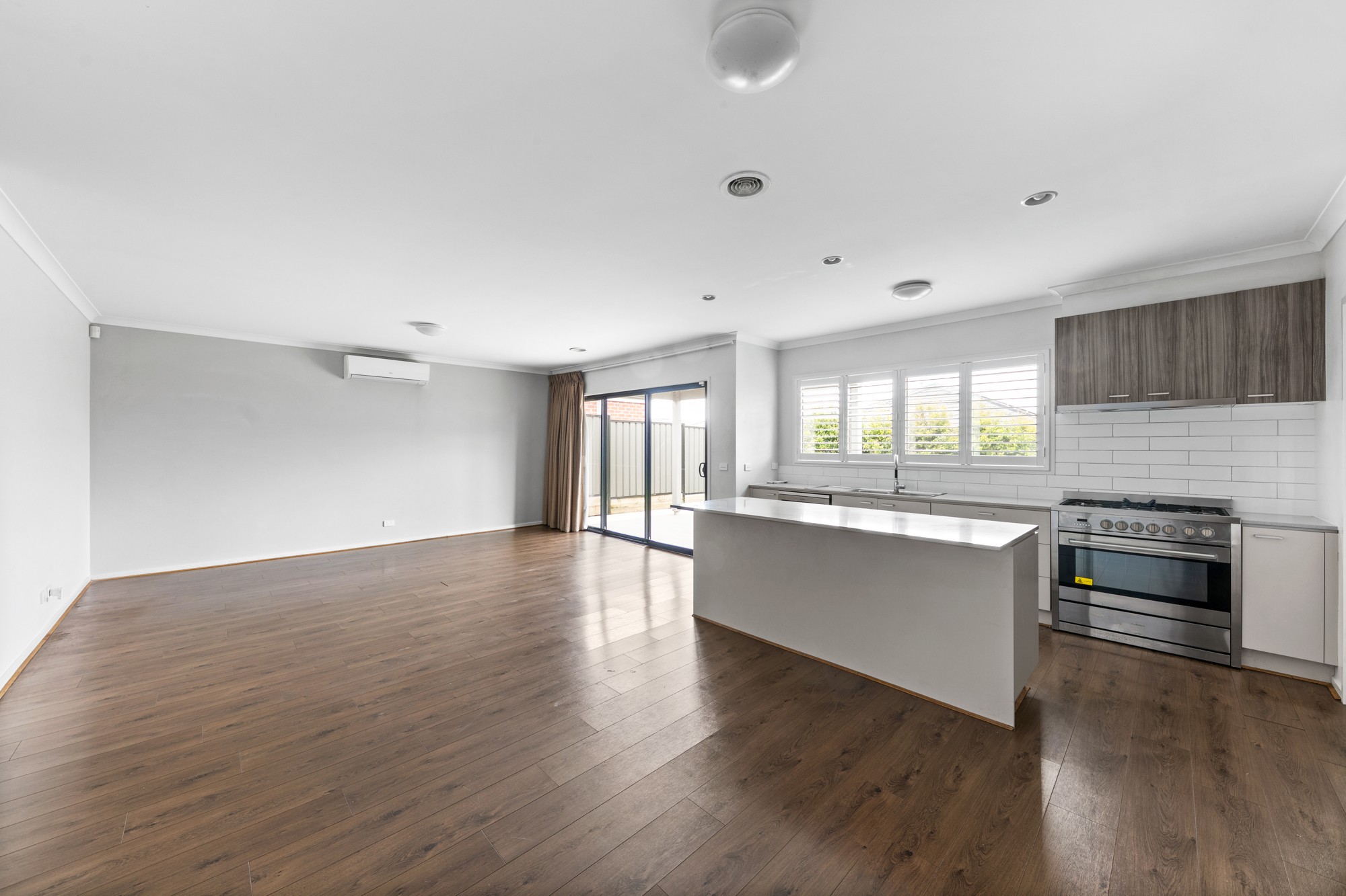 10 Litoria Drive, Truganina, VIC 3029