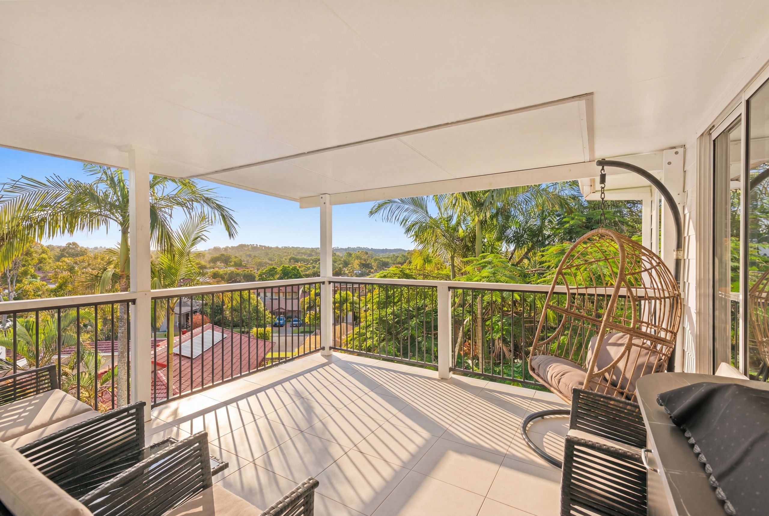 4 Correa Court, Elanora, QLD 4221