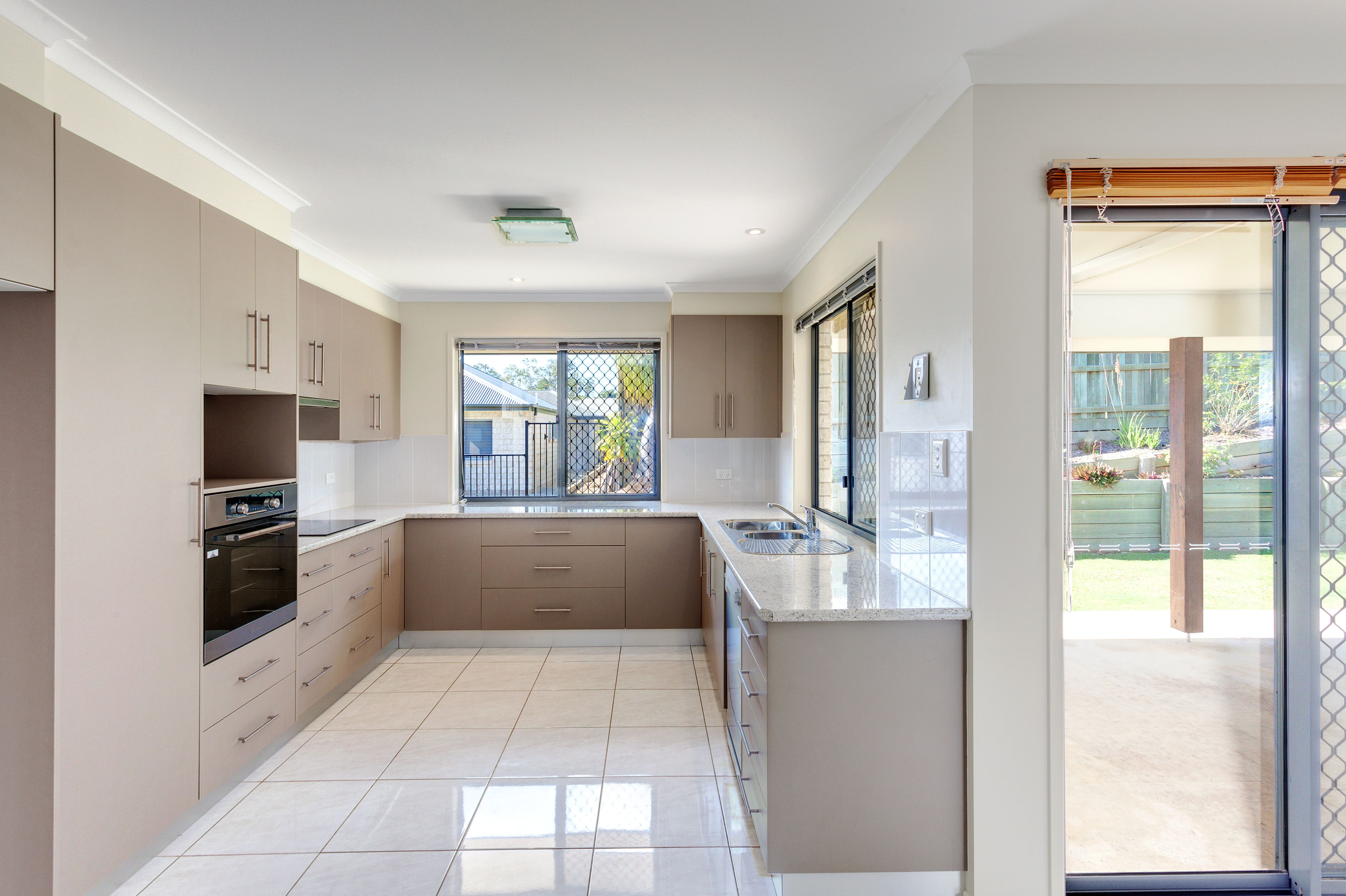 47 Ridgeview Drive — photo 5 of 13