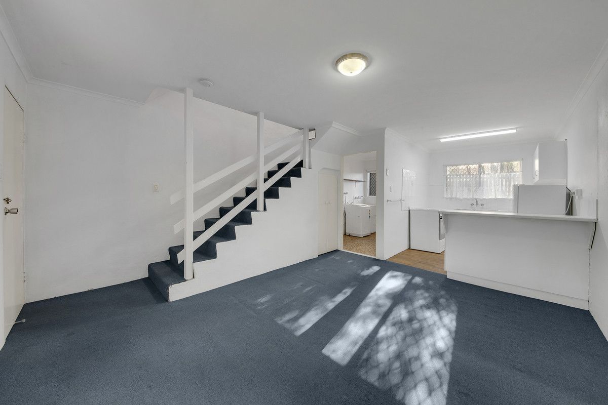 4B/61 Tank Street — photo 4 of 8