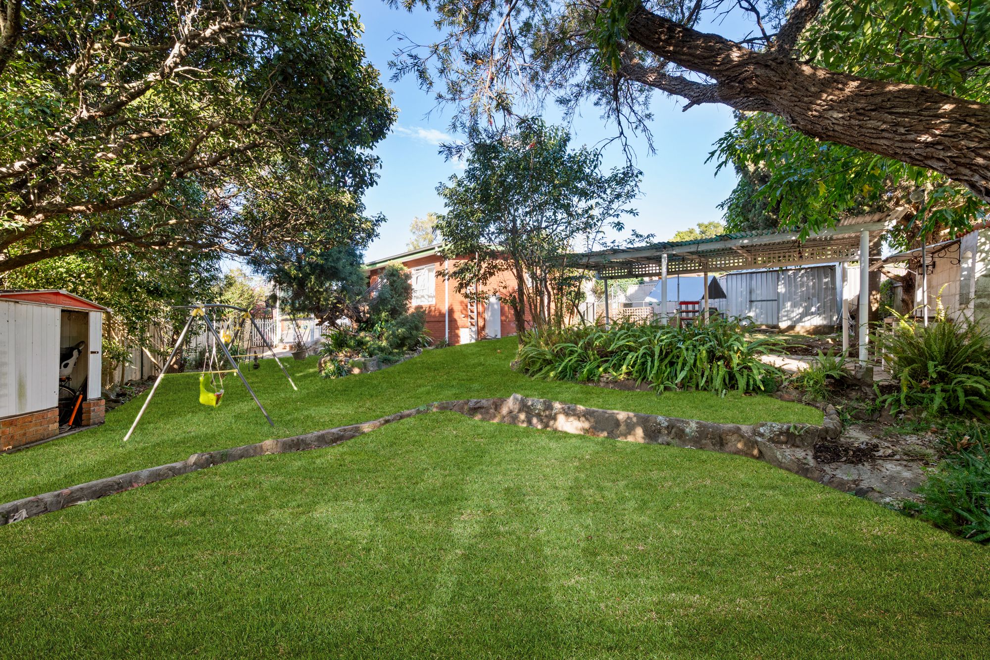 8 Coolah Avenue — photo 11 of 11