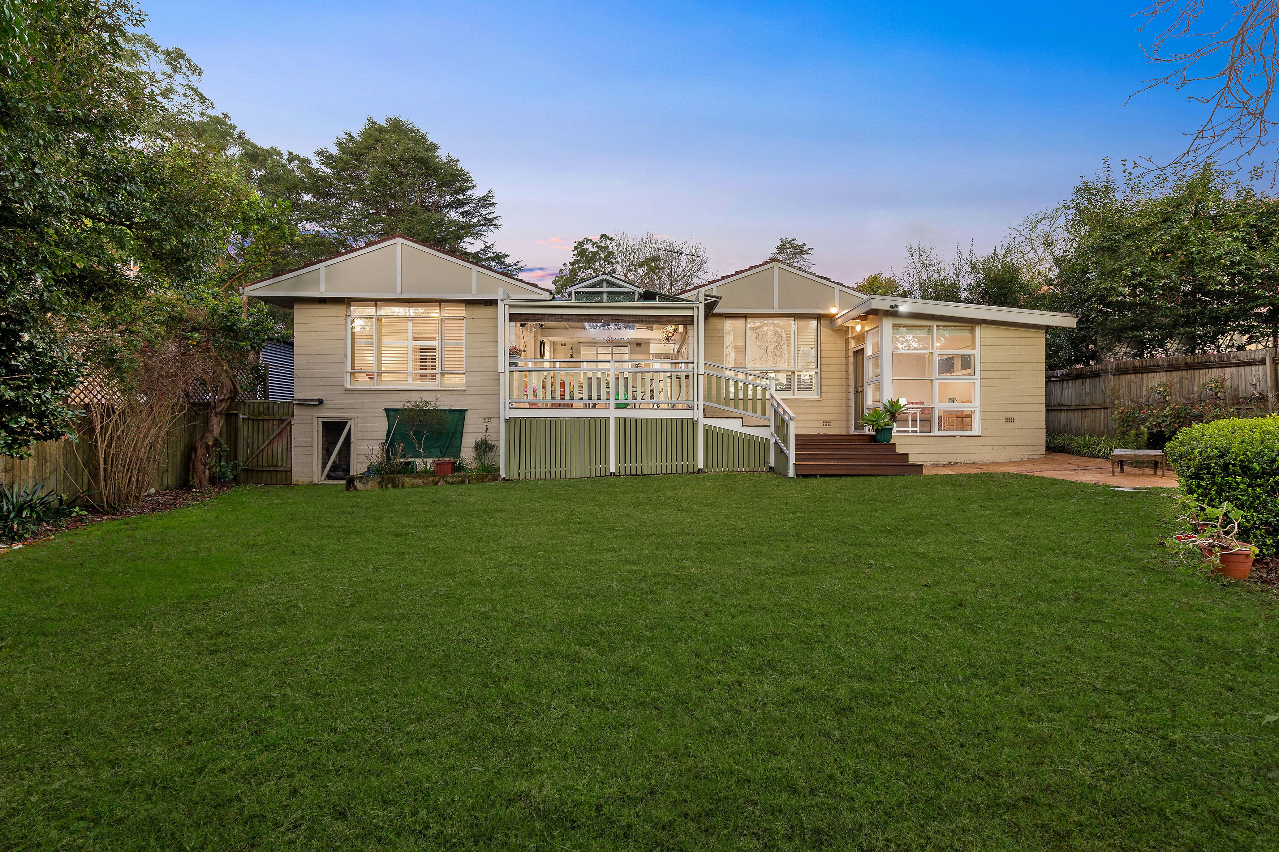 26 Grosvenor Street, Wahroonga, NSW 2076