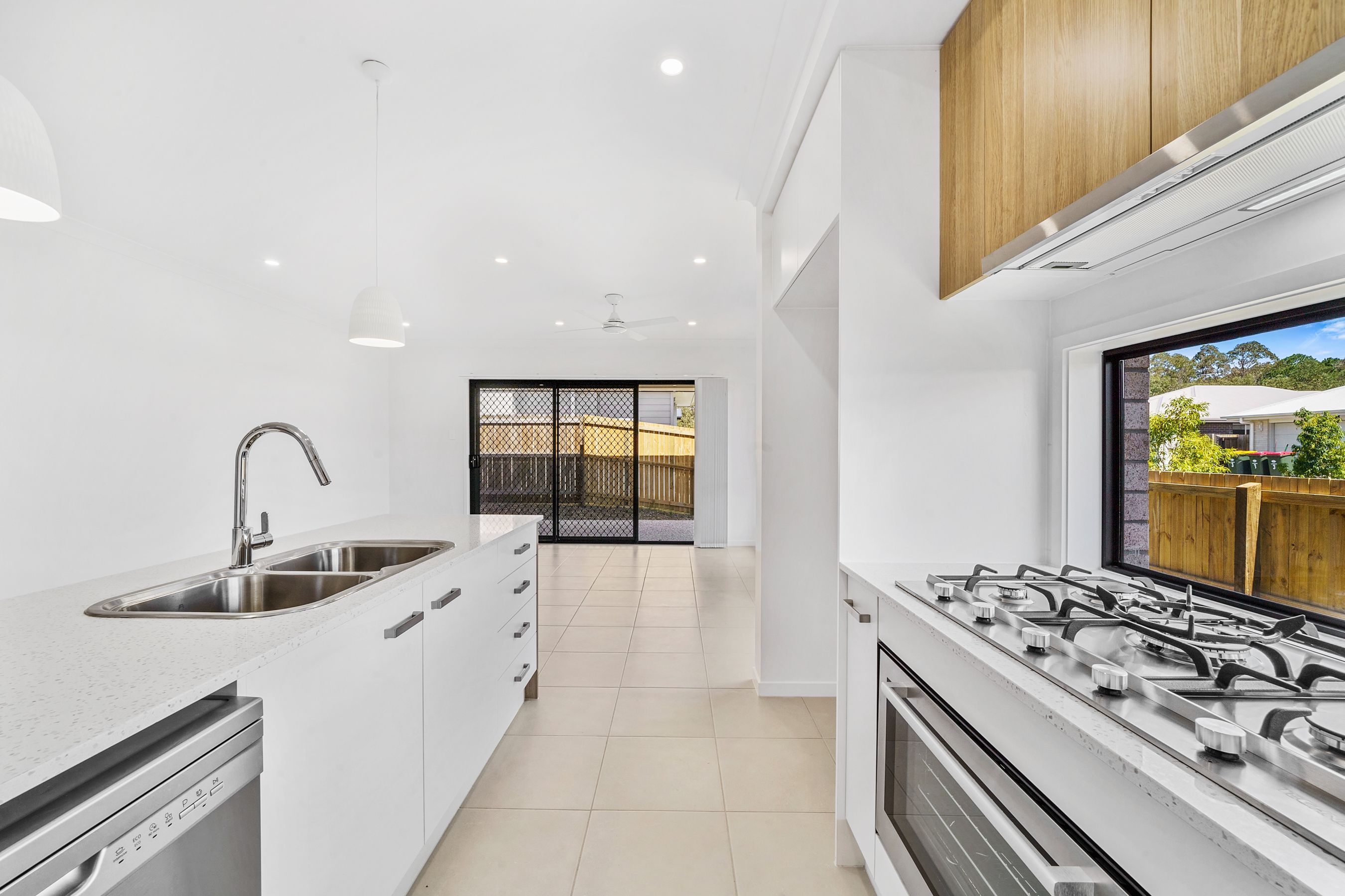 19 Birchwood Street, Park Ridge, QLD 4125