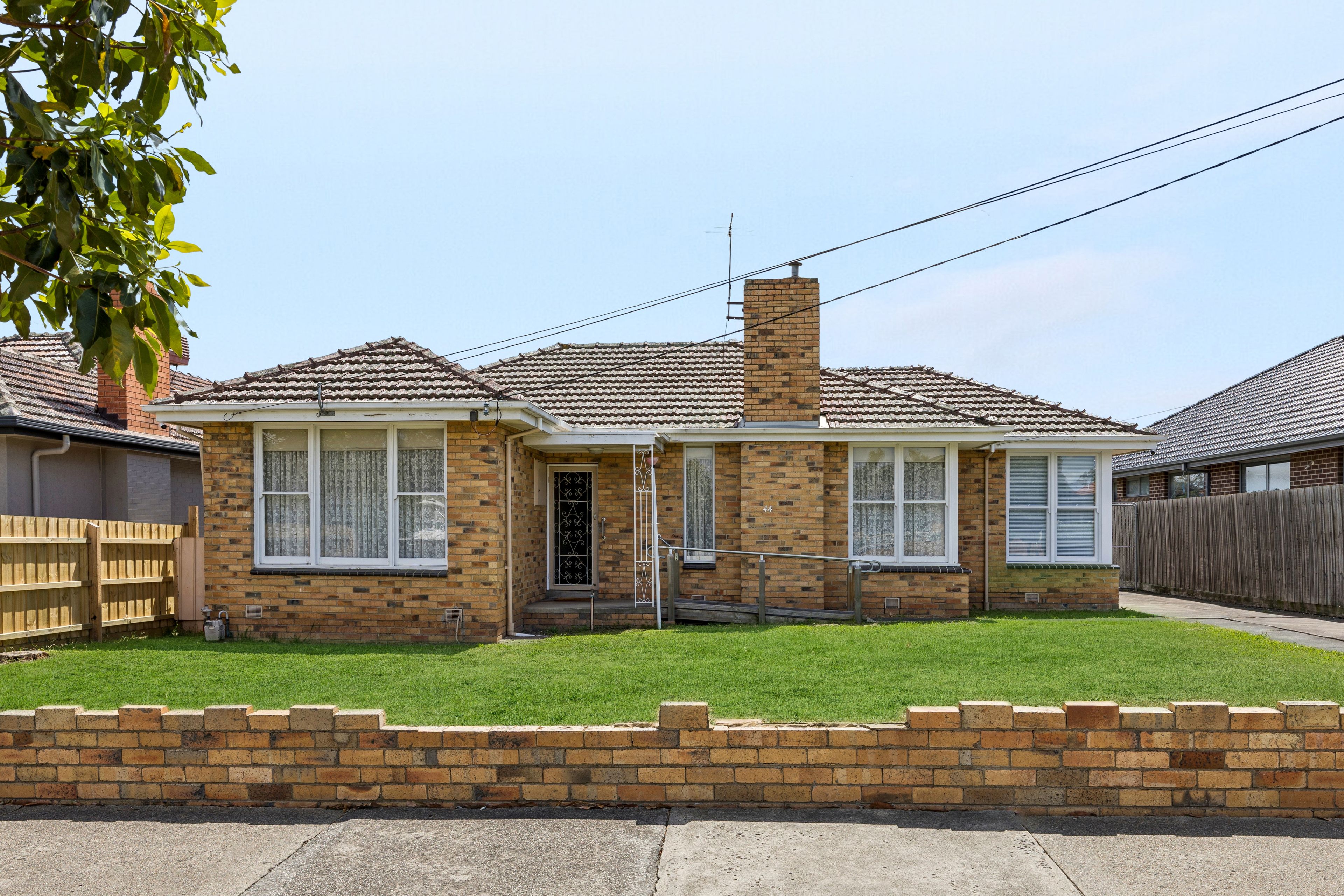 44 Hobbs Crescent , Reservoir VIC 3073