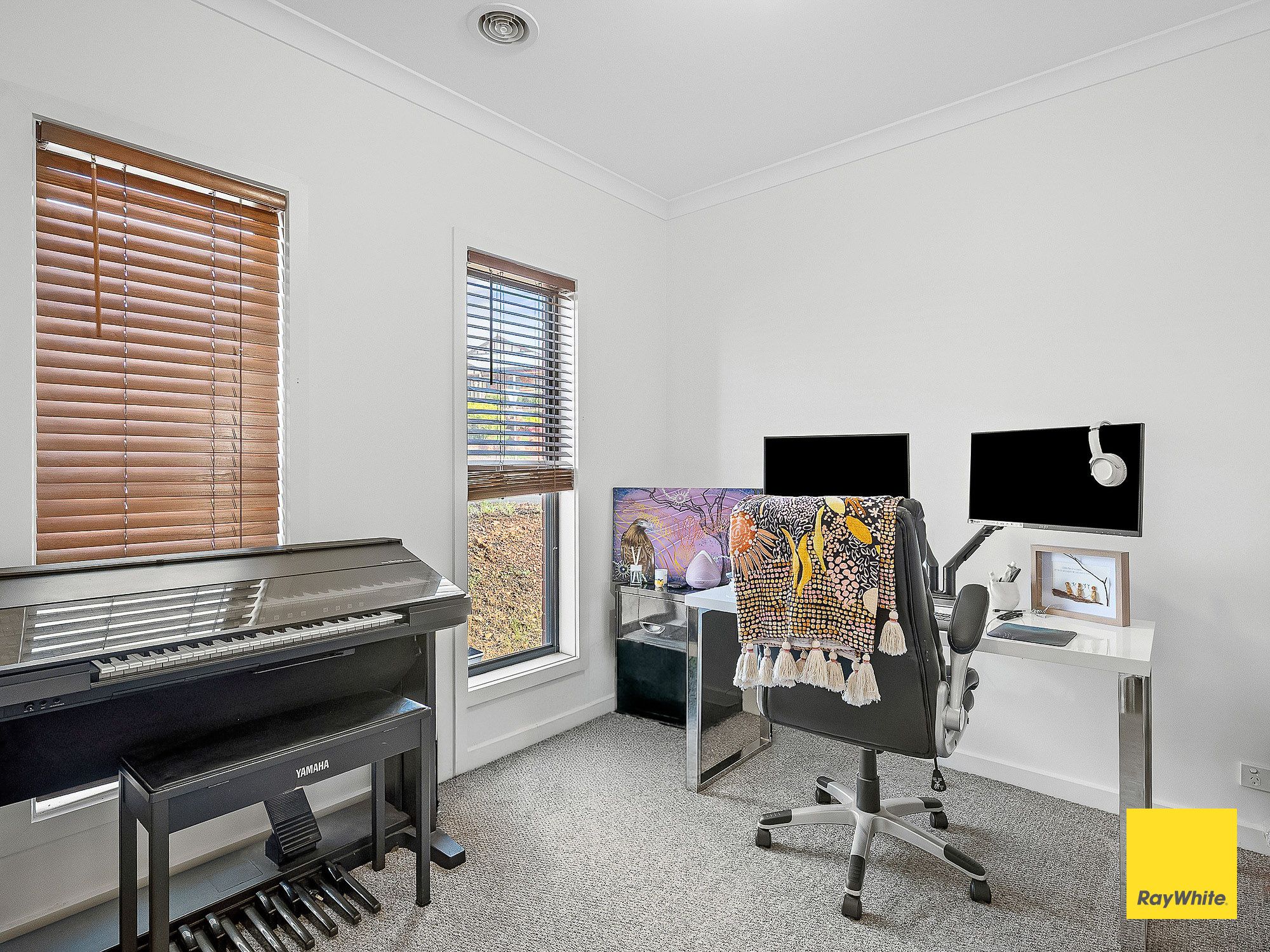 34 Soldatos Drive — photo 9 of 13