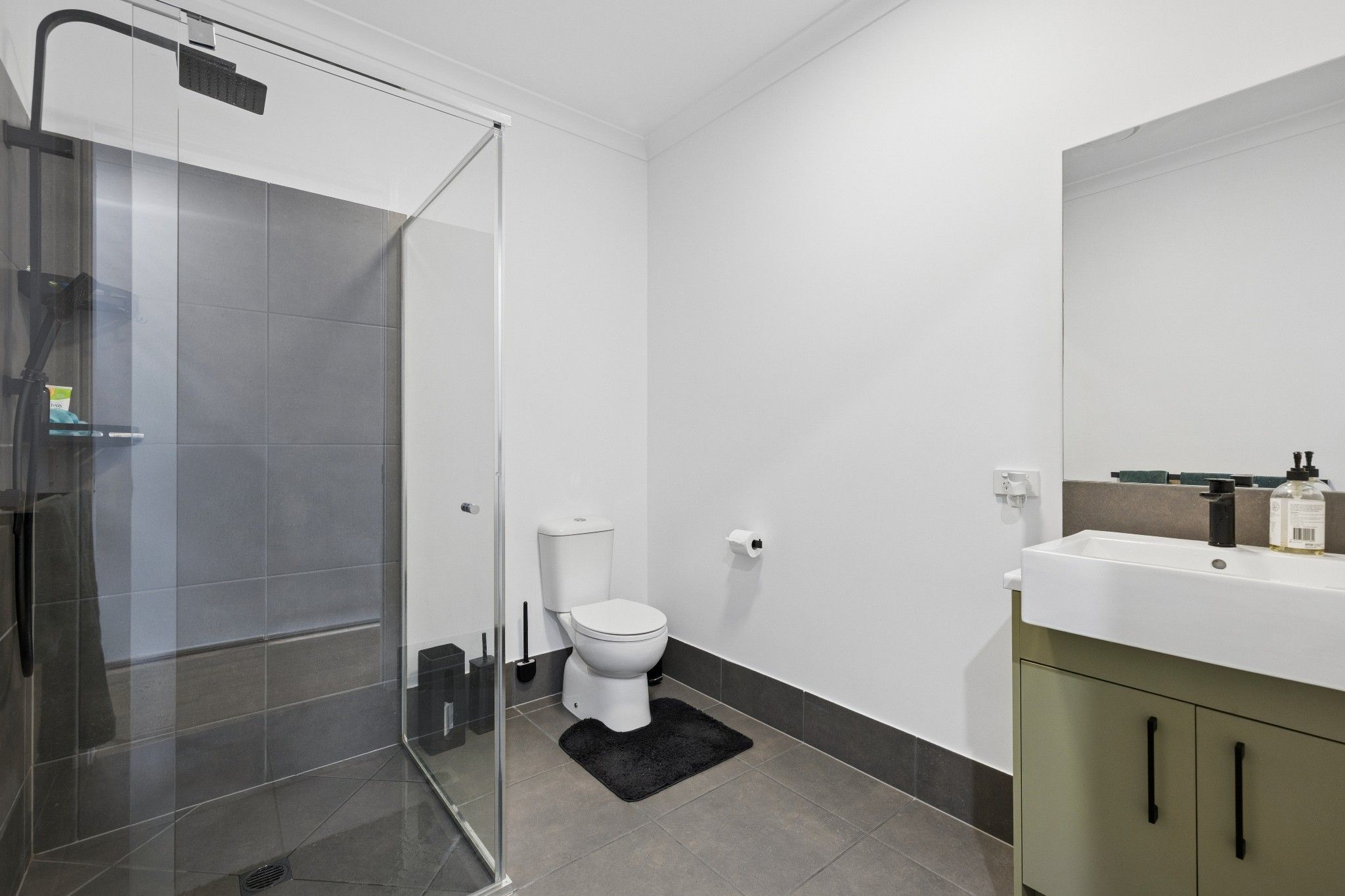 30 Plaza Place — photo 10 of 24