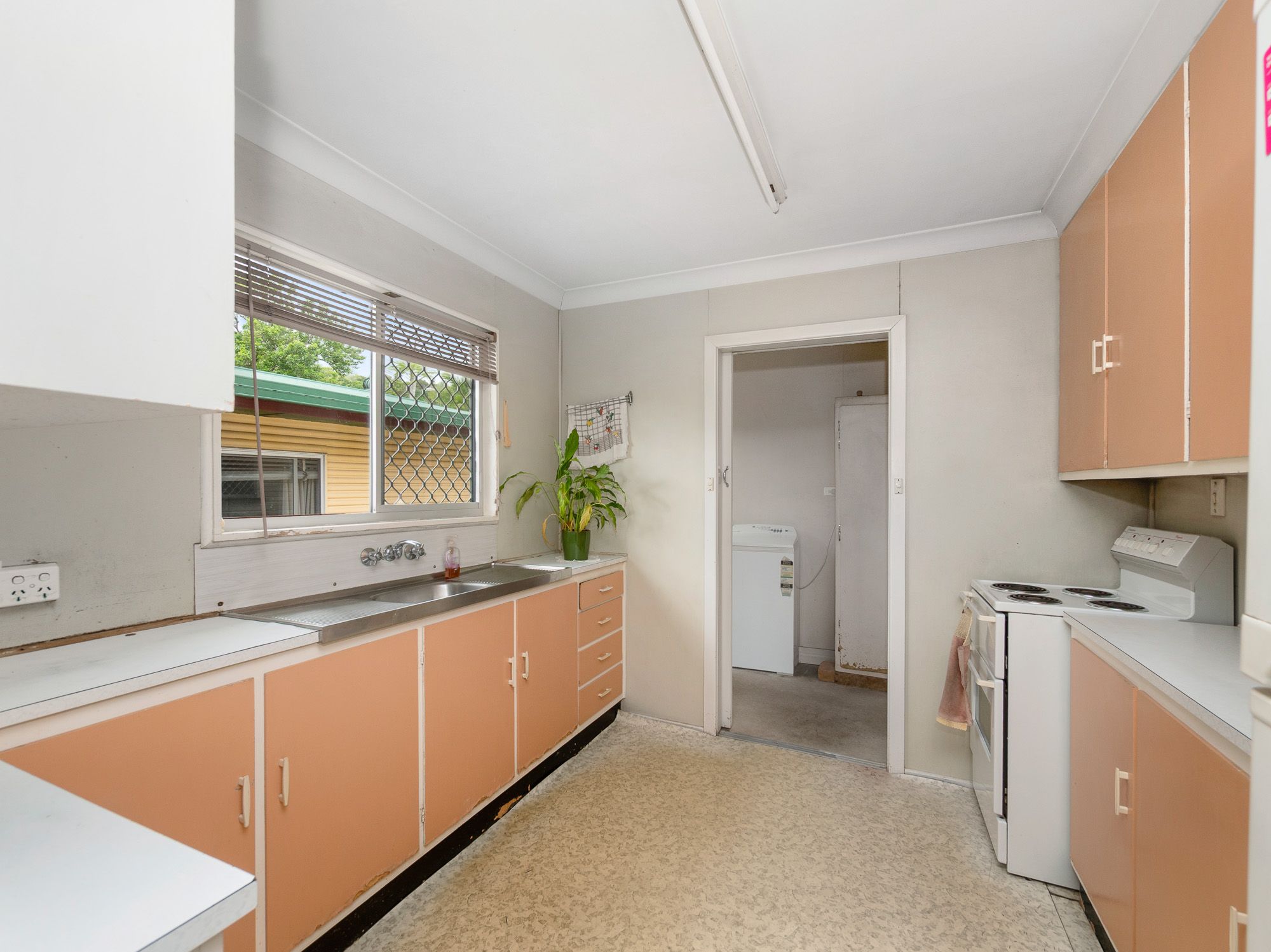 24 Hunter Street — photo 4 of 16