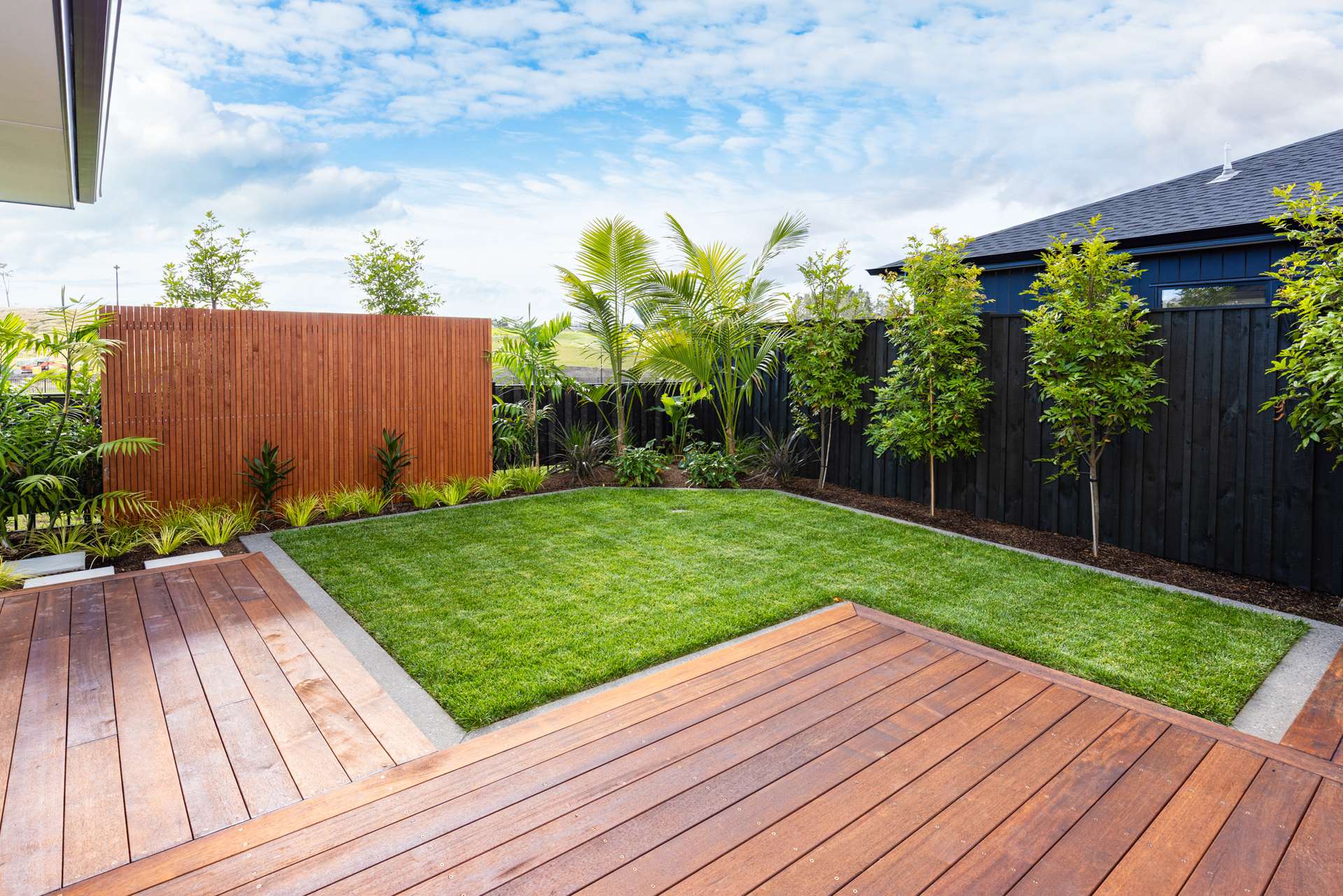 23 Tipu Crescent photo 8