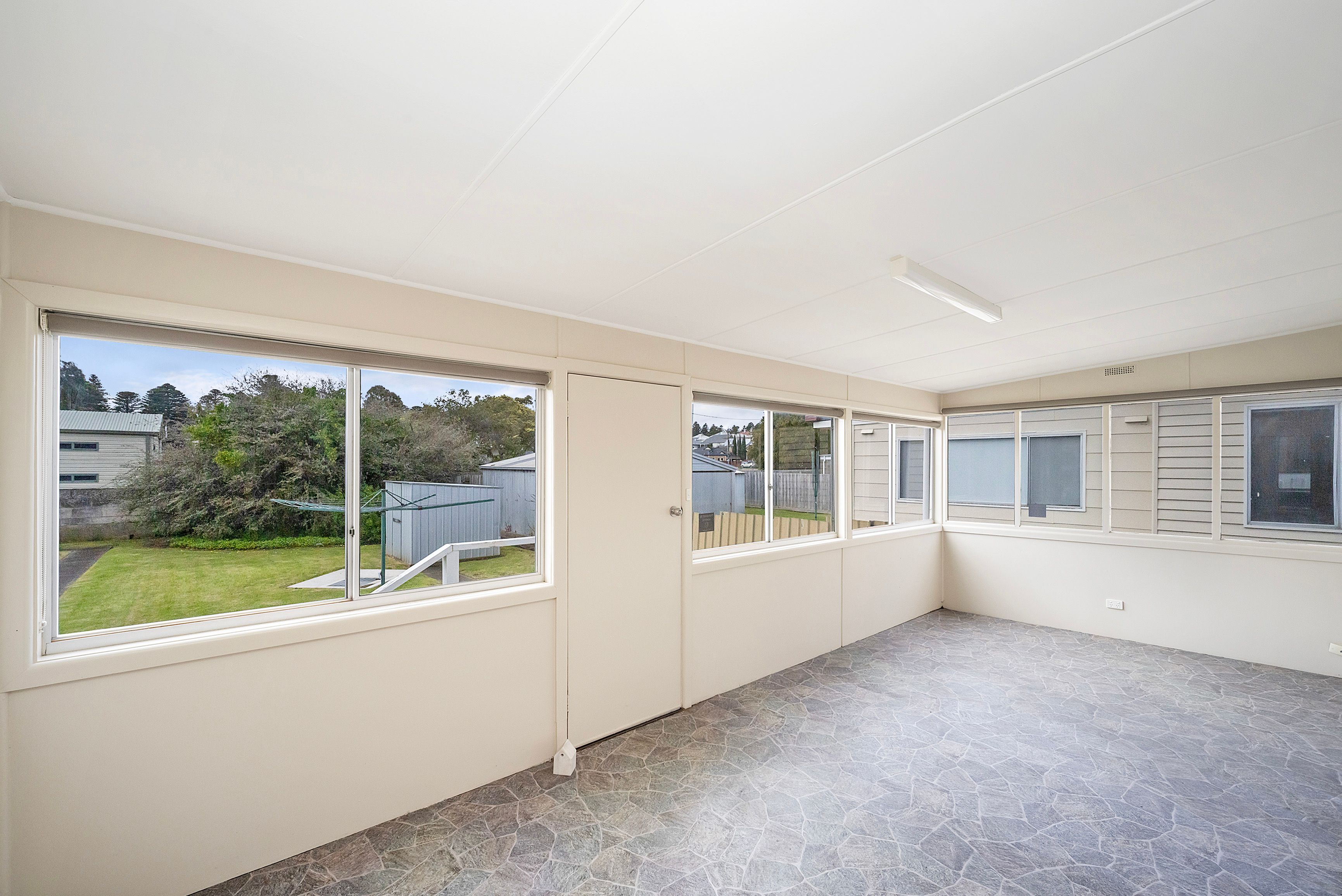 38 Koroit Street — photo 4 of 7