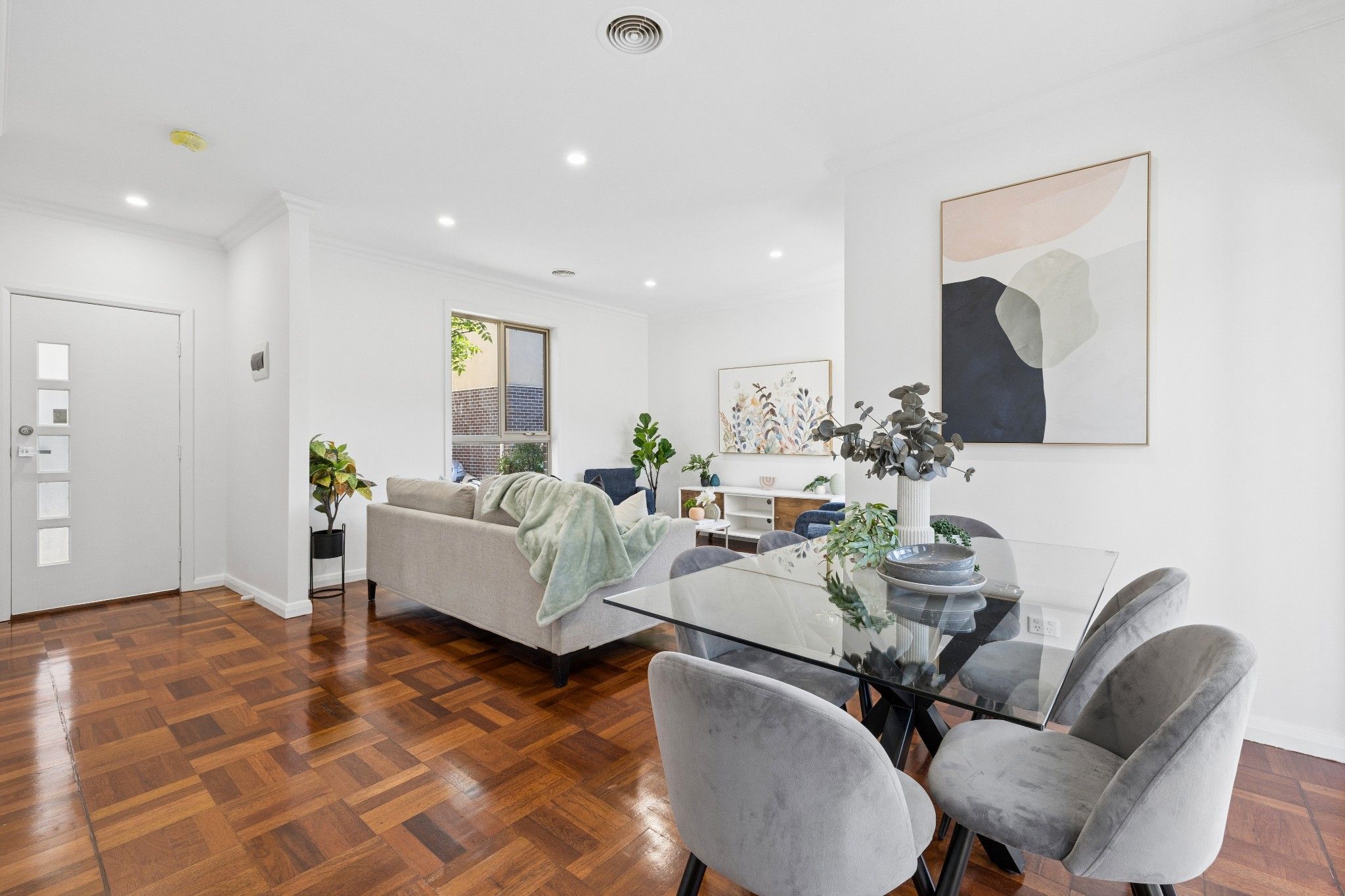 7/23 Macpherson Street — photo 2 of 14