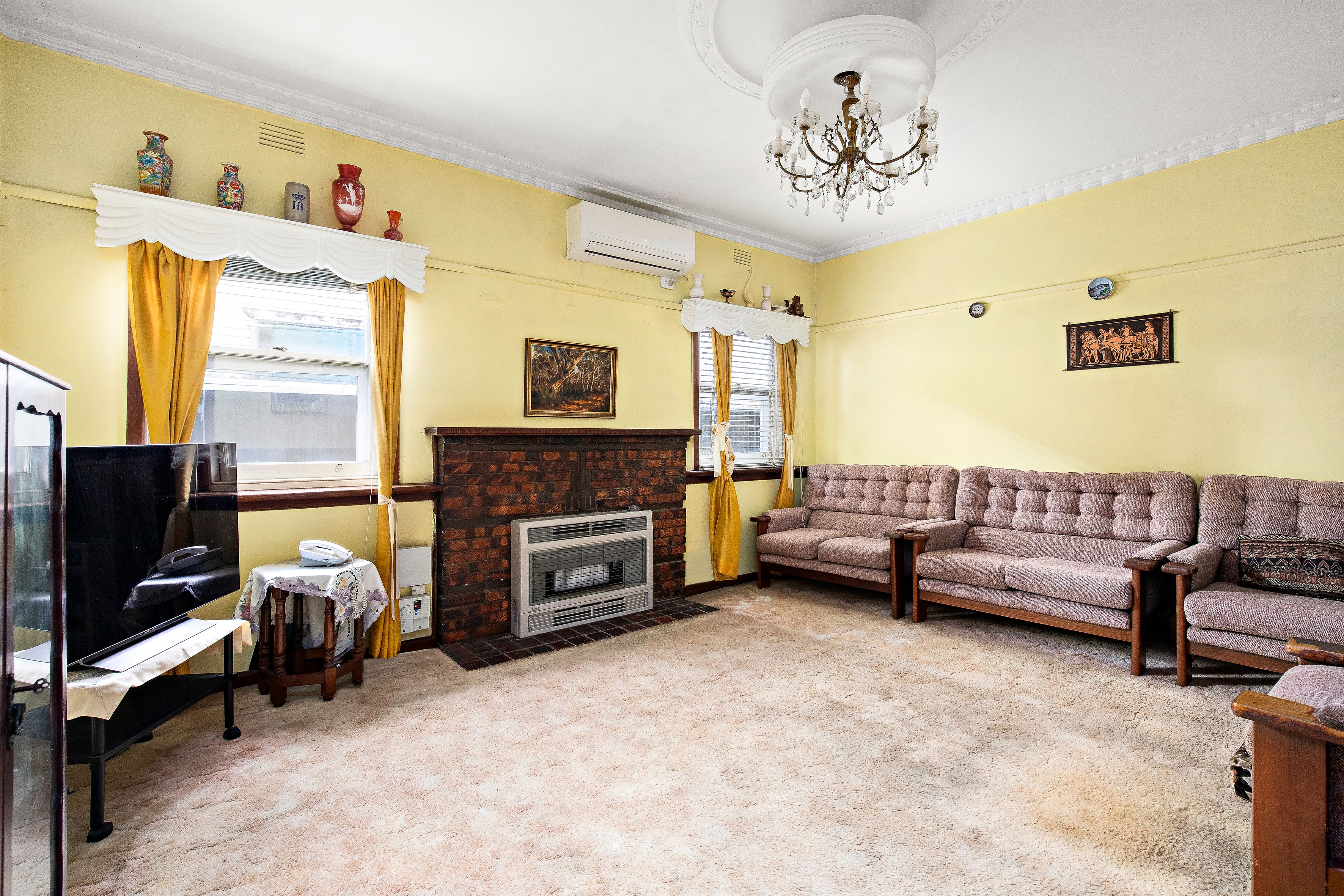 12 Ryan Street — photo 6 of 11