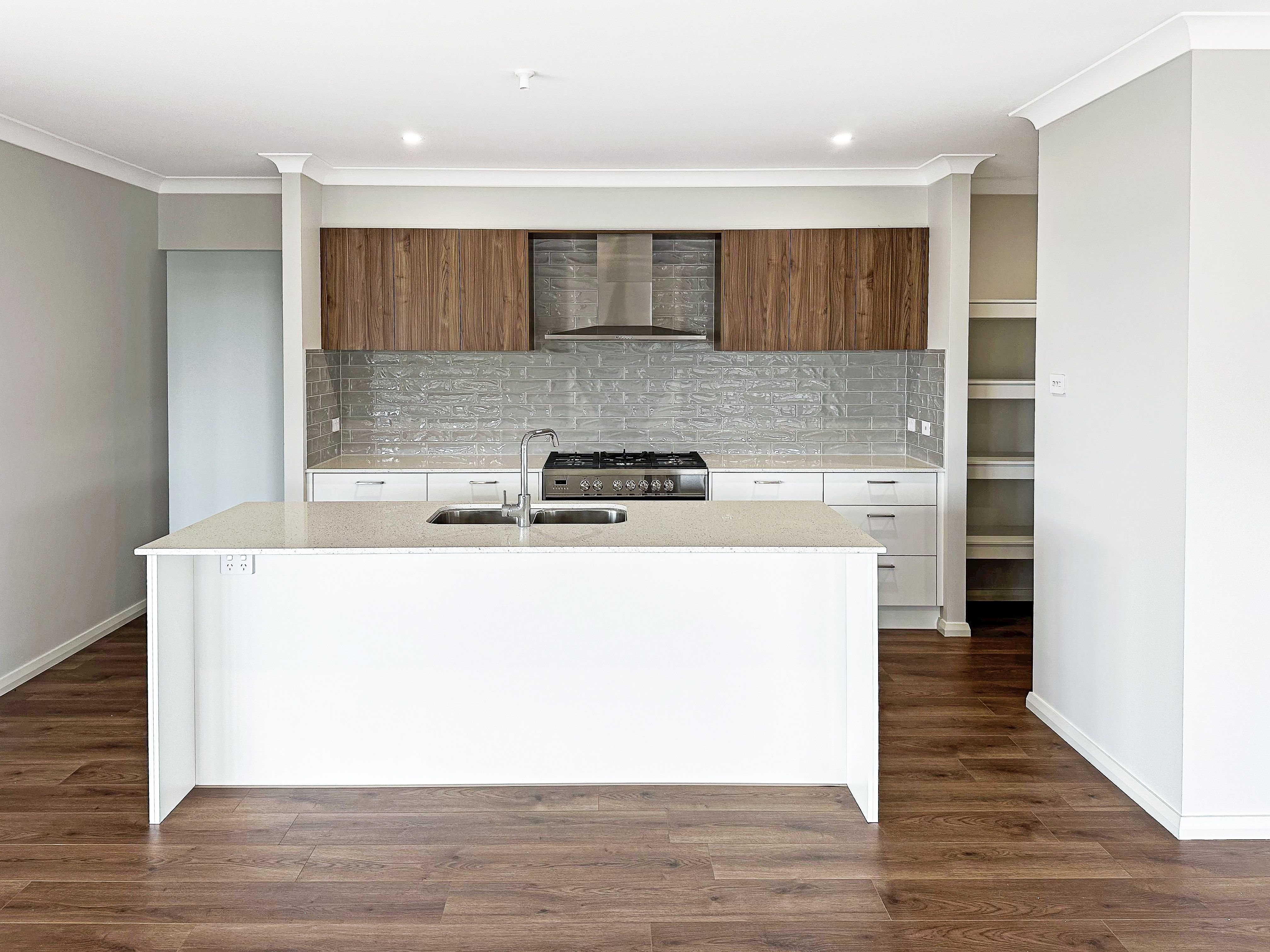 10 Butcherbird Avenue, Cooranbong, NSW 2265